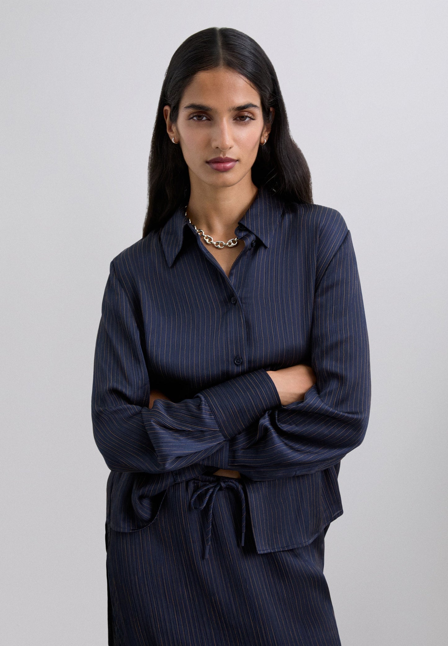 LOOSE-FITTING PINSTRIPE SHIRT