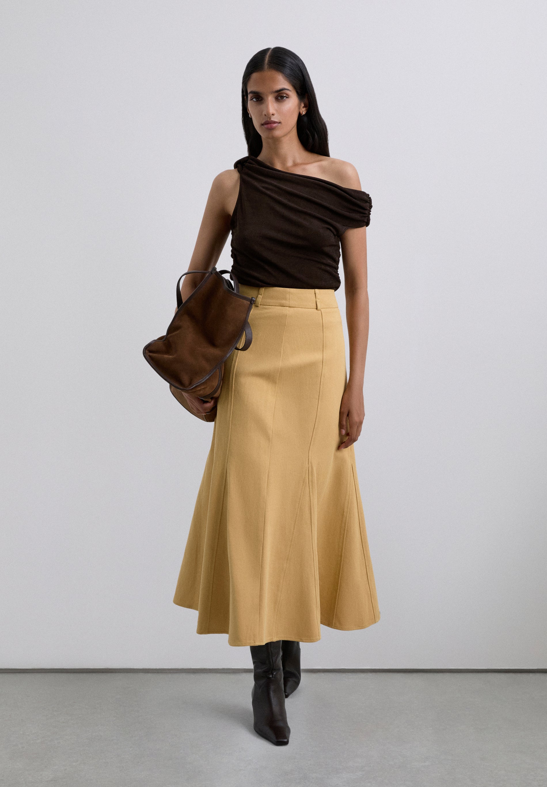 PLEATED SKIRT