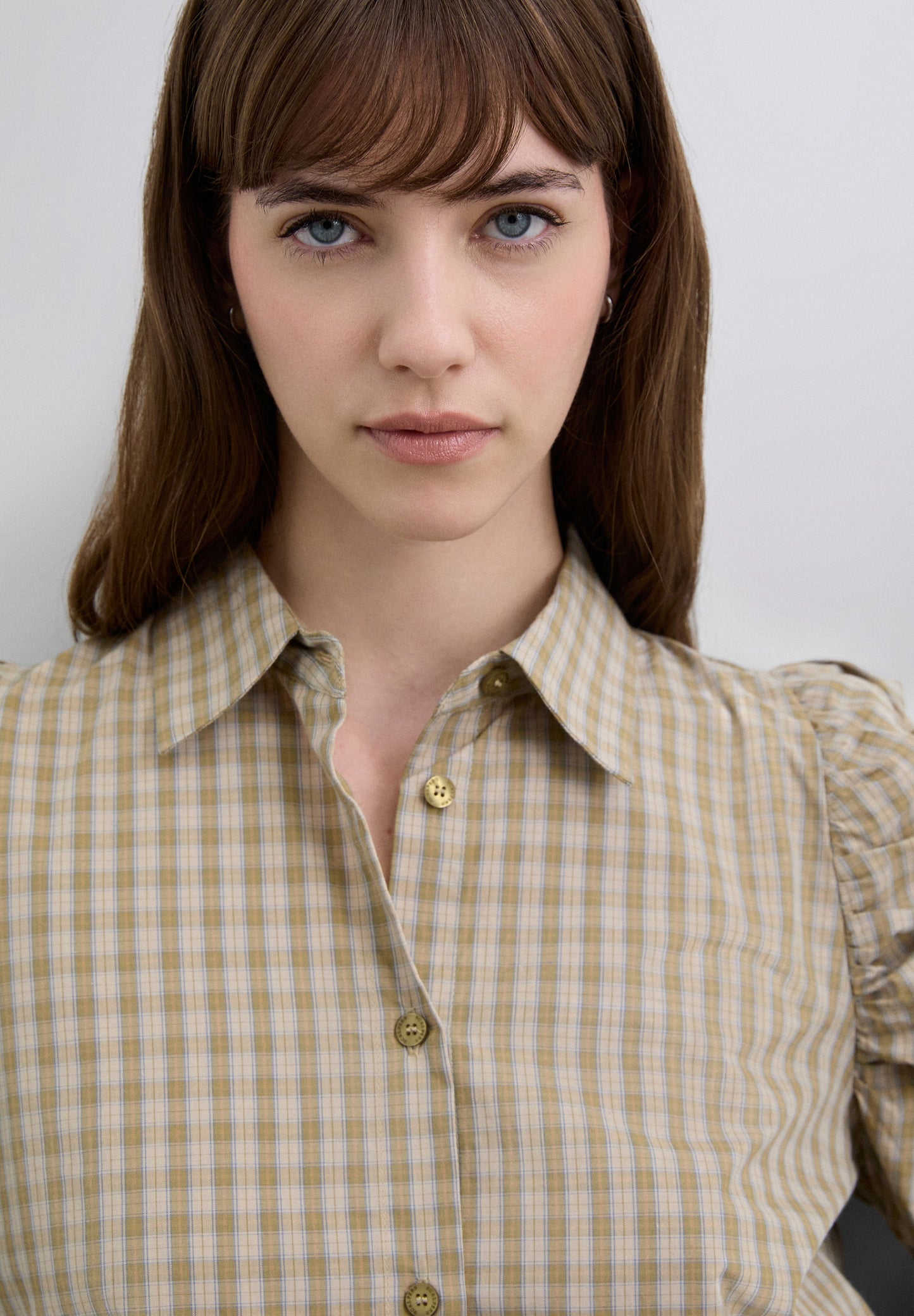 ASYMMETRIC PUFF SLEEVE SHIRT