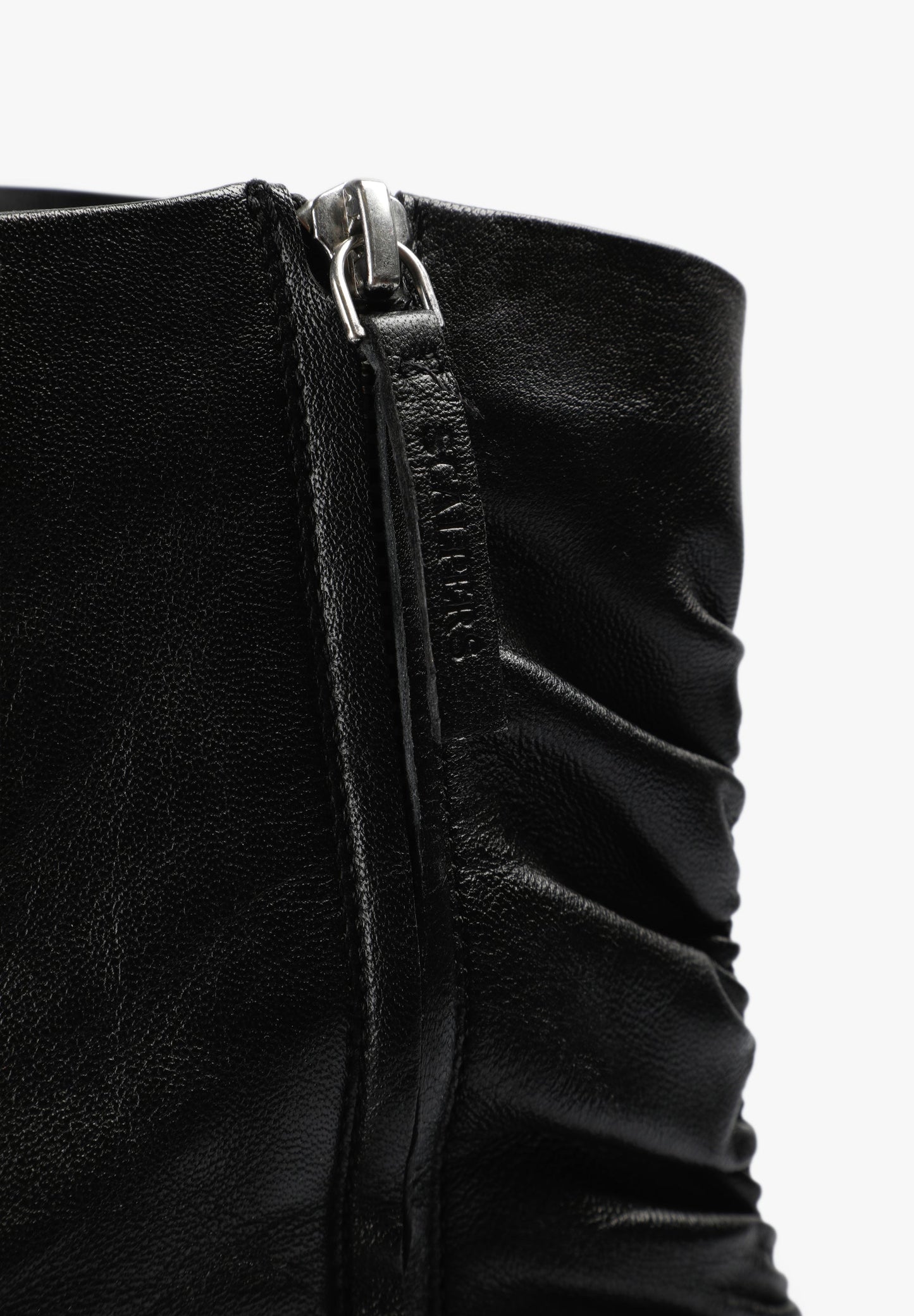 LEREN LAARS MET PLOOI