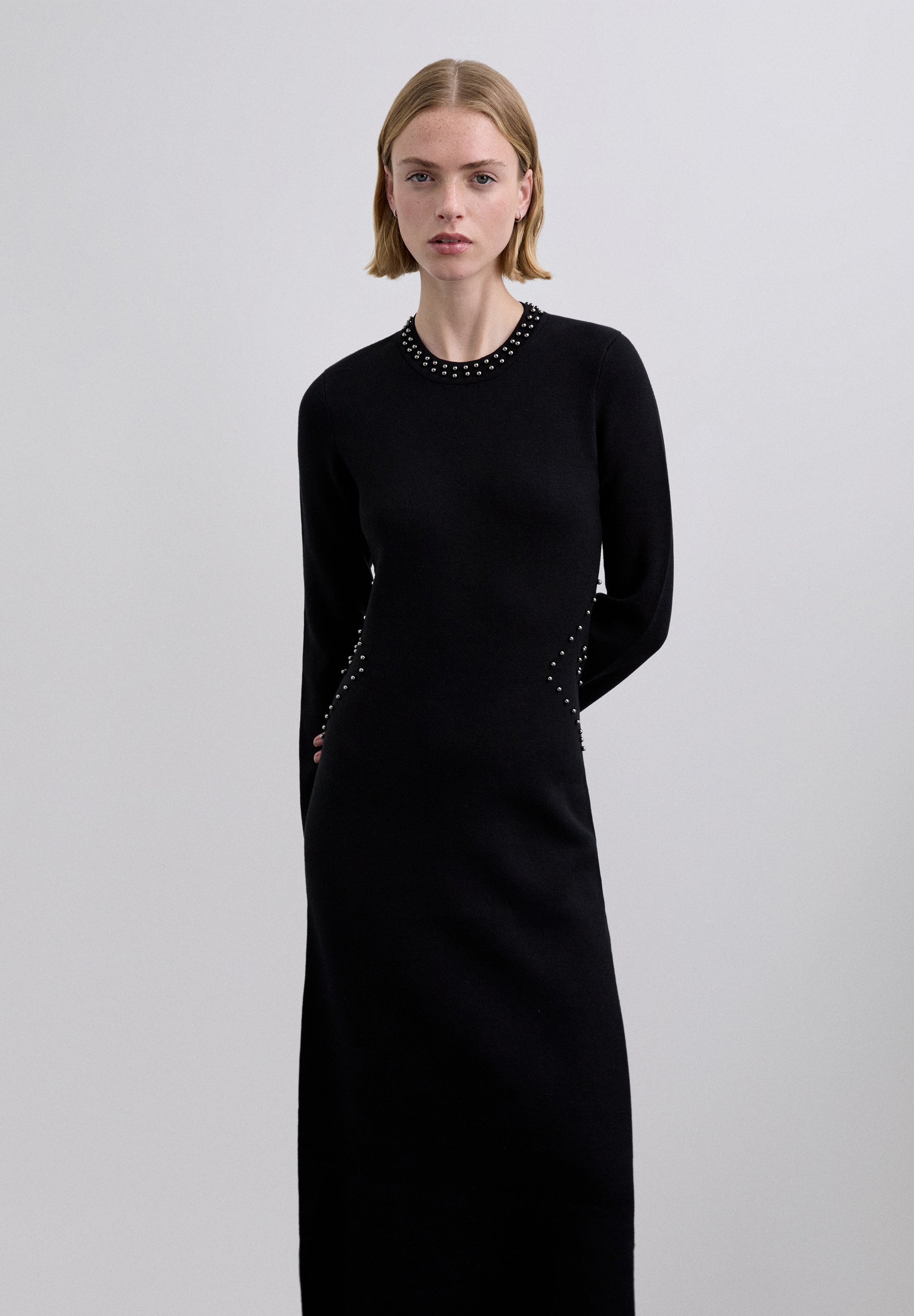 KNIT DRESS WITH STUDS AND SLIT