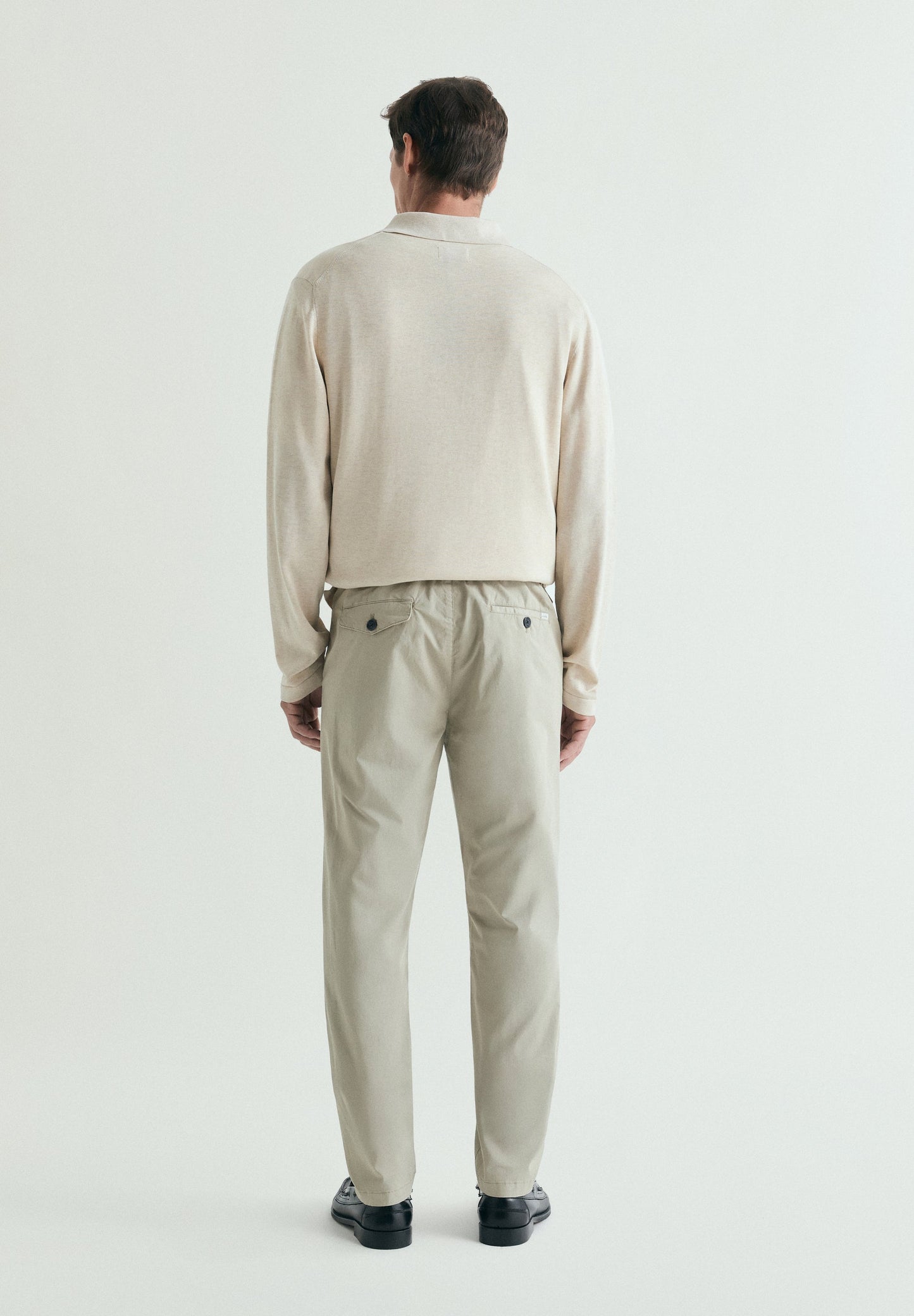 TROUSERS WITH FRONT DARTS