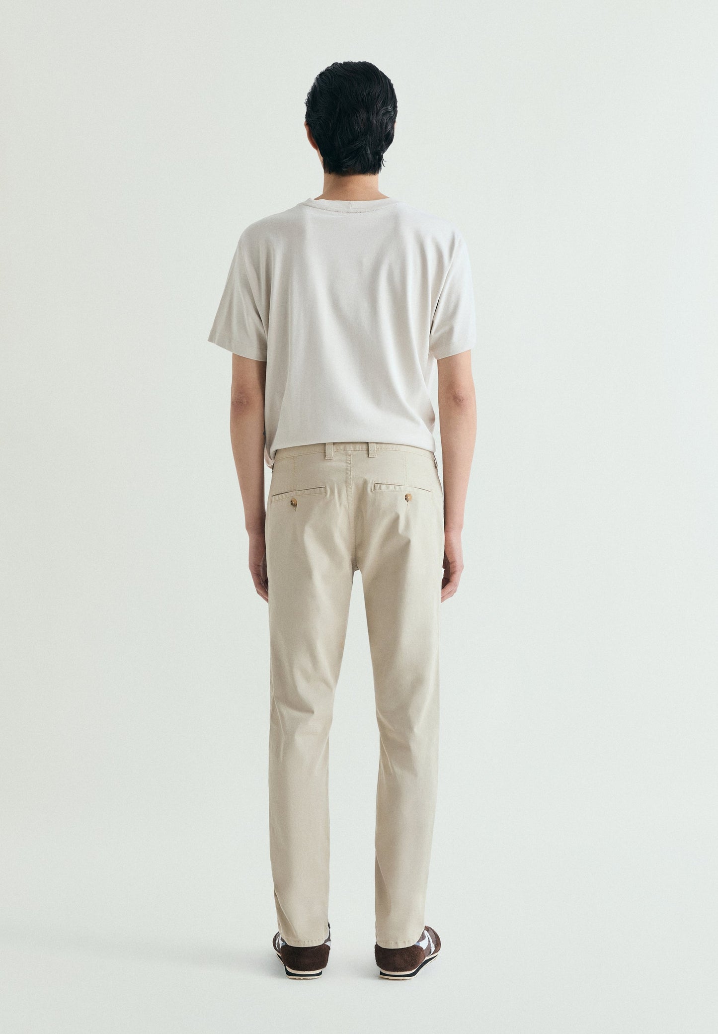SLIM FIT CHINOS