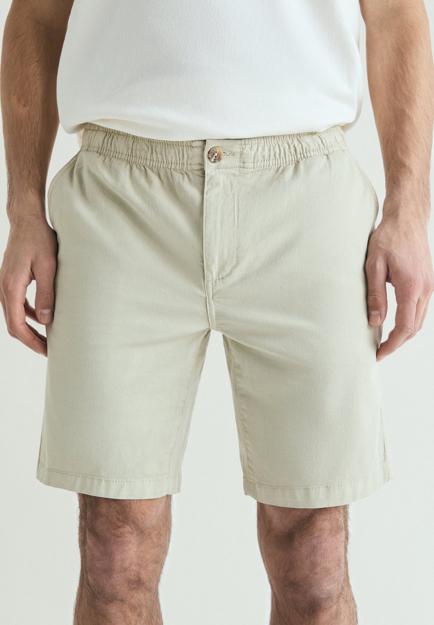 BERMUDA SHORTS WITH INNER DRAWSTRING