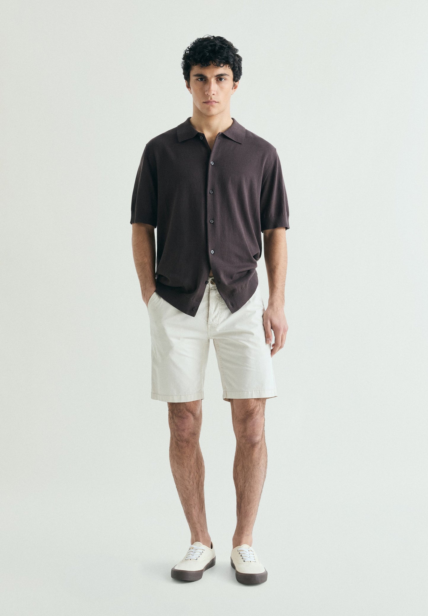 BASIC ORGANIC COTTON BERMUDA SHORTS