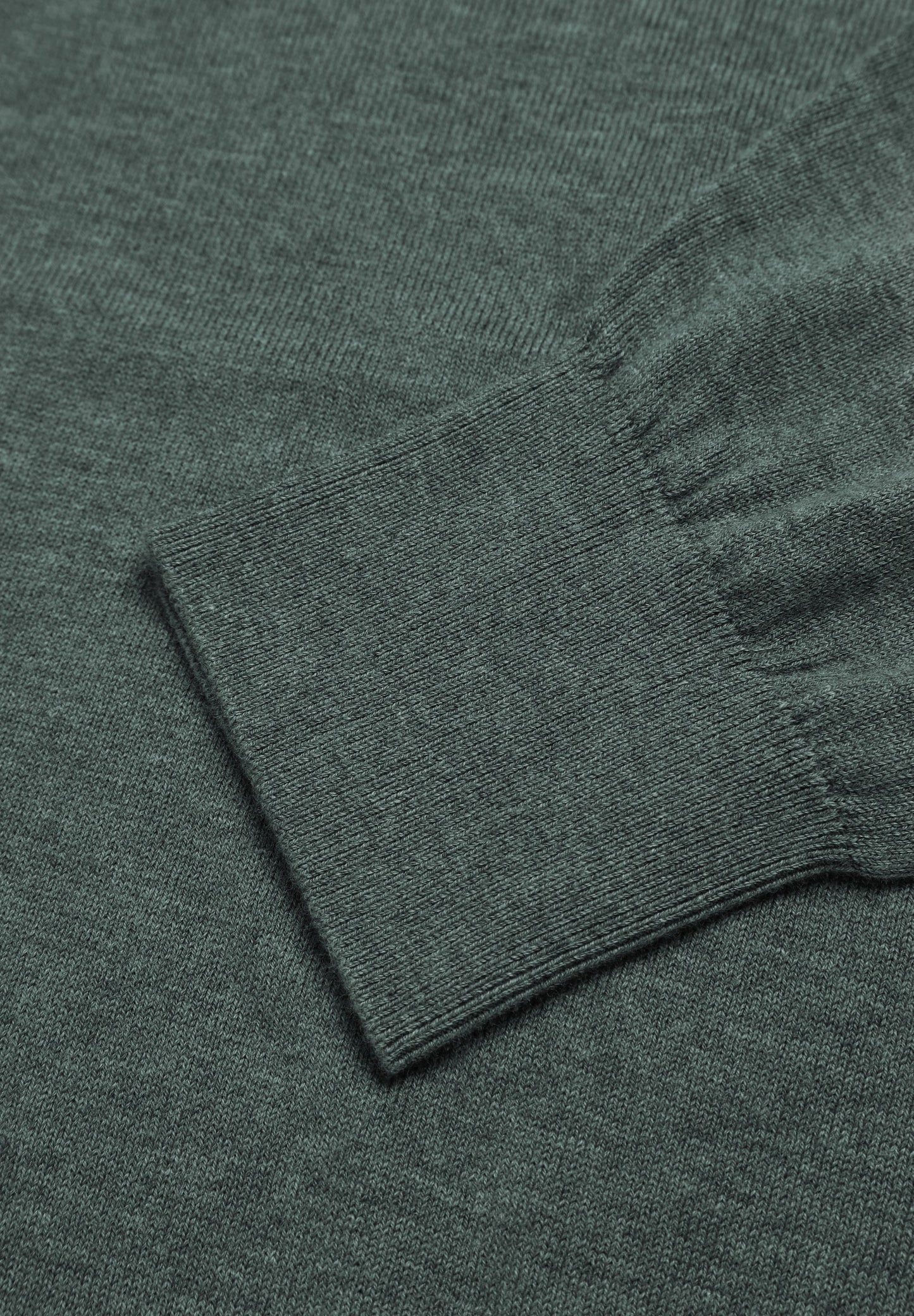 SUPIMA RIBBED SWEATER