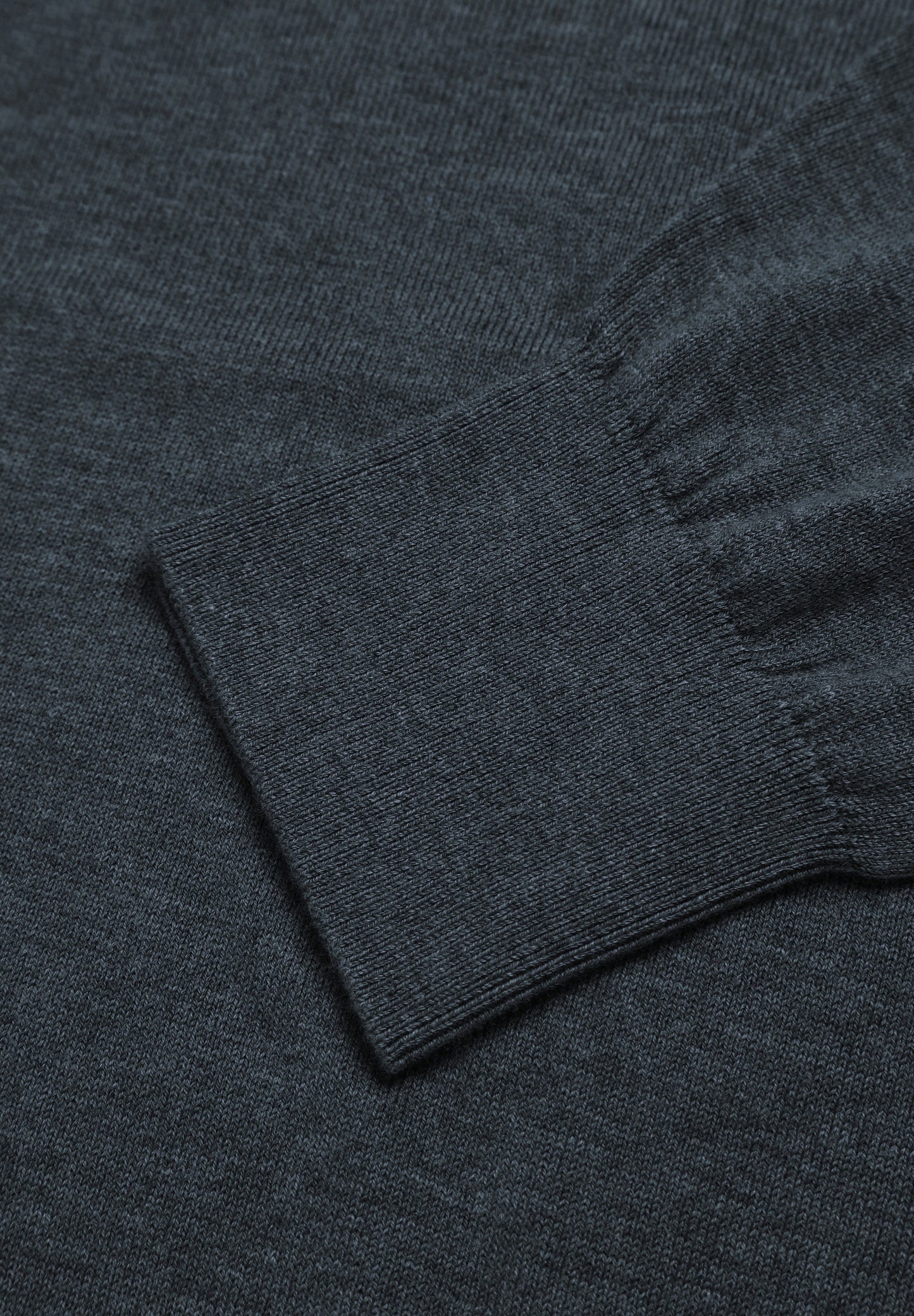 SUPIMA RIBBED SWEATER