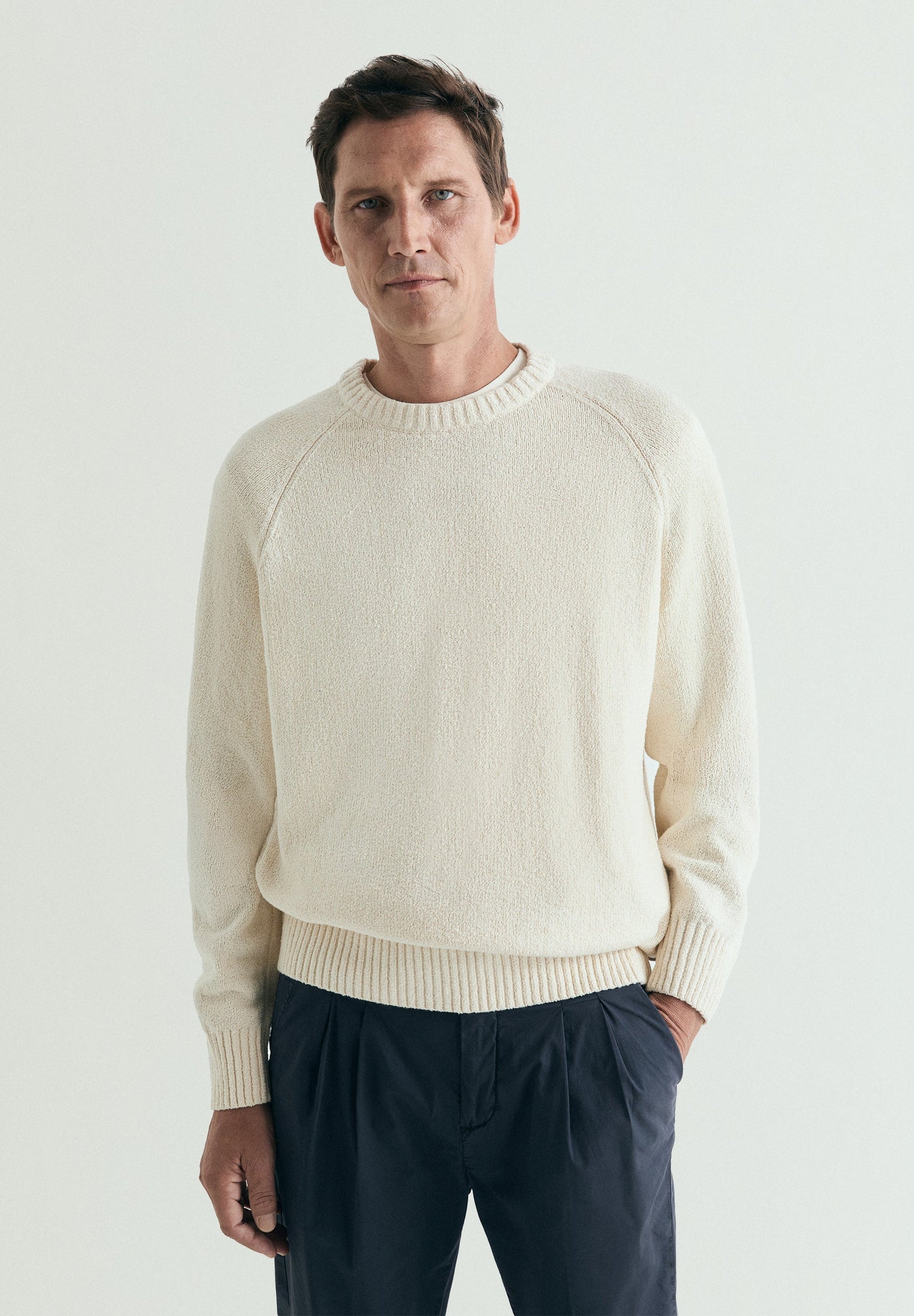 FINE KNIT SWEATER