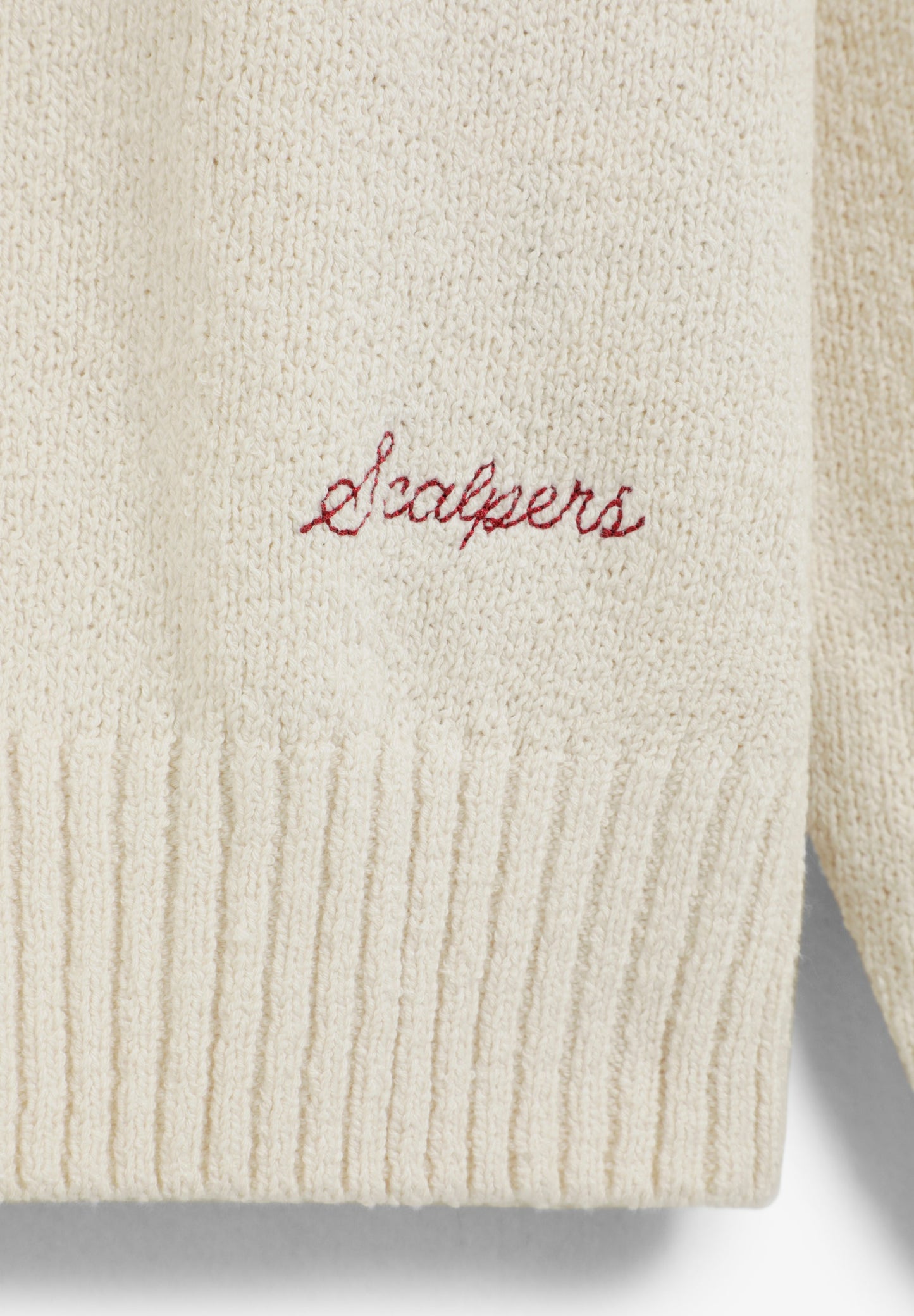 FINE KNIT SWEATER