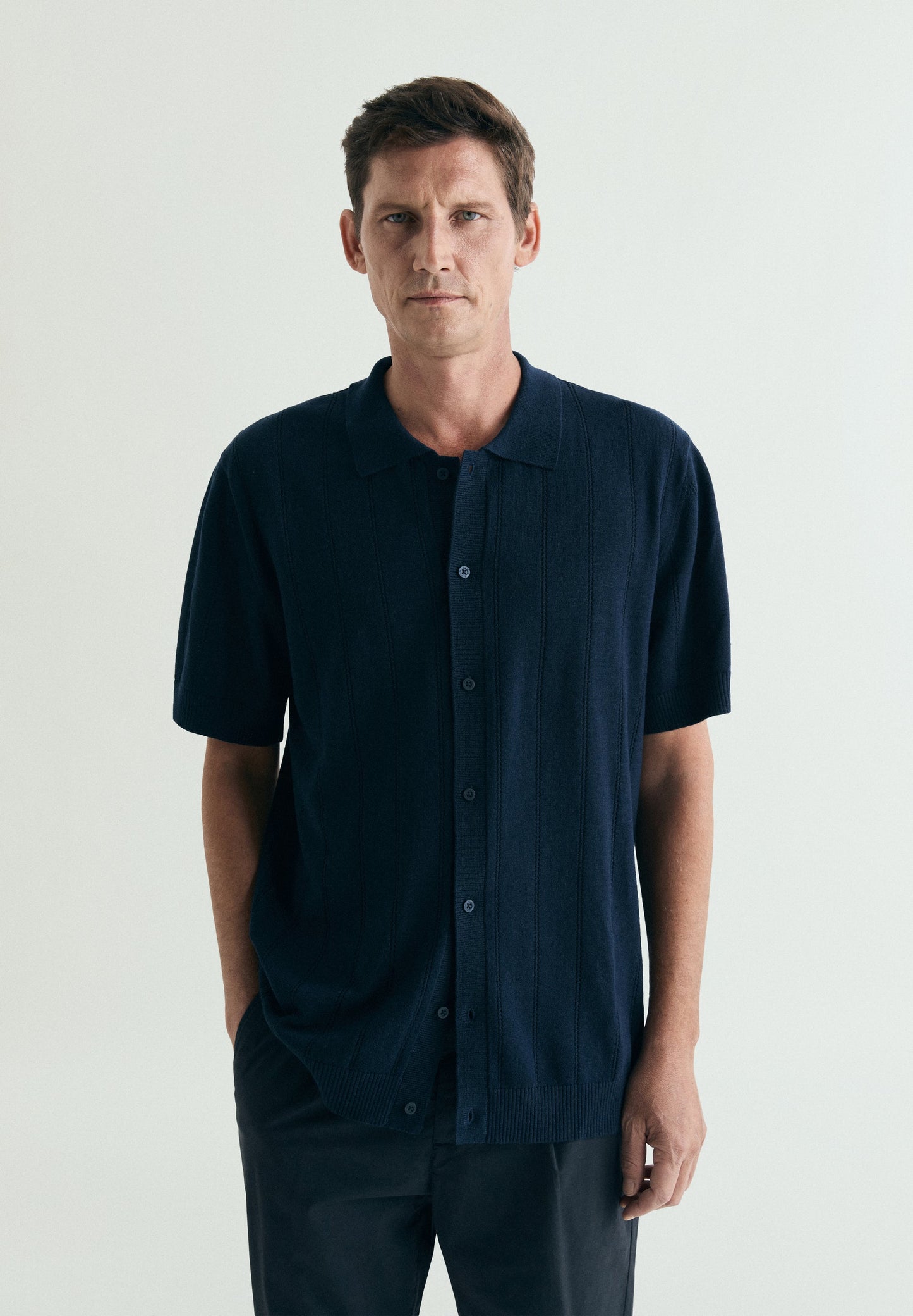 FINE KNIT POLO SHIRT WITH BUTTONS