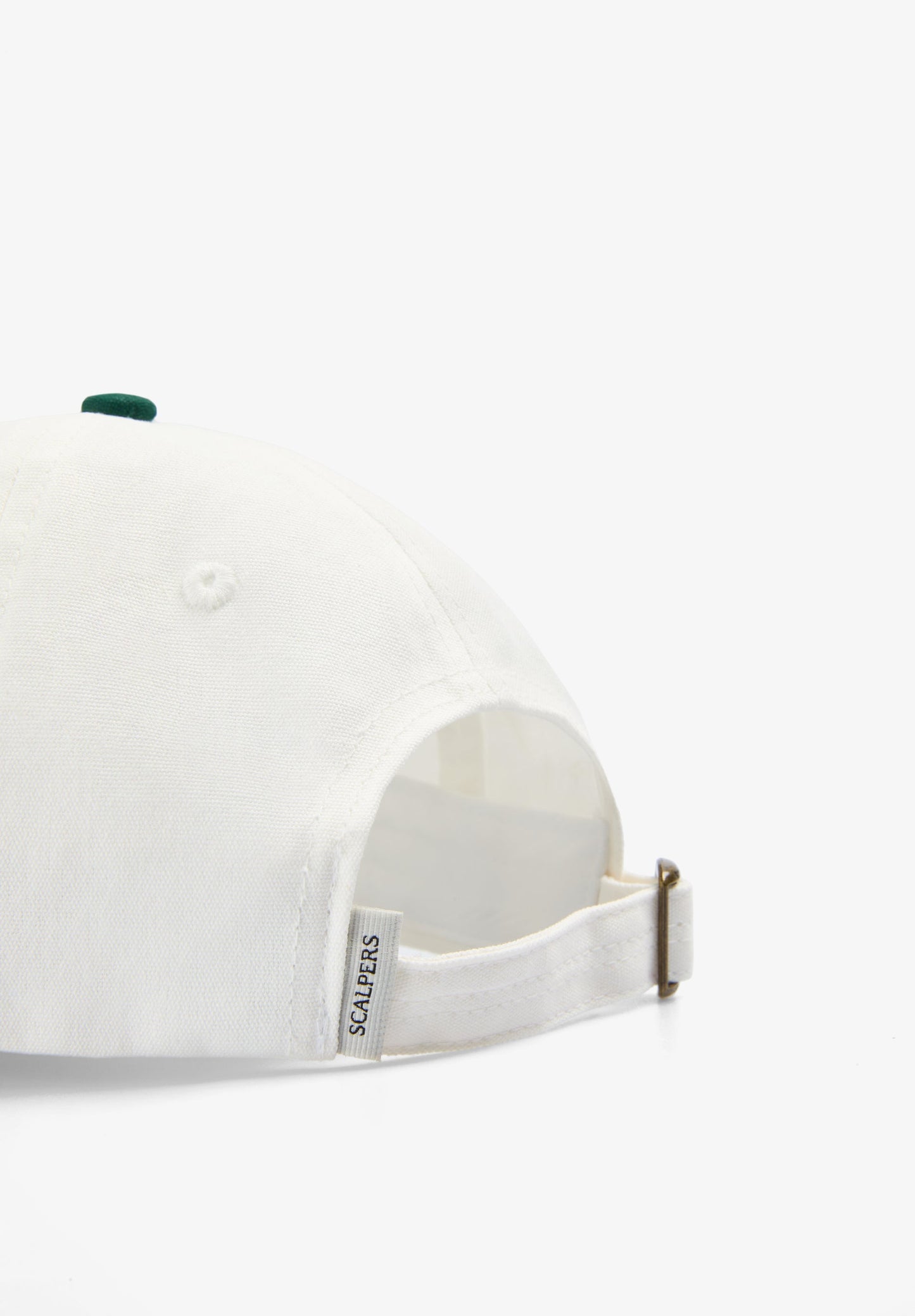 CAP WITH CONTRAST VISOR