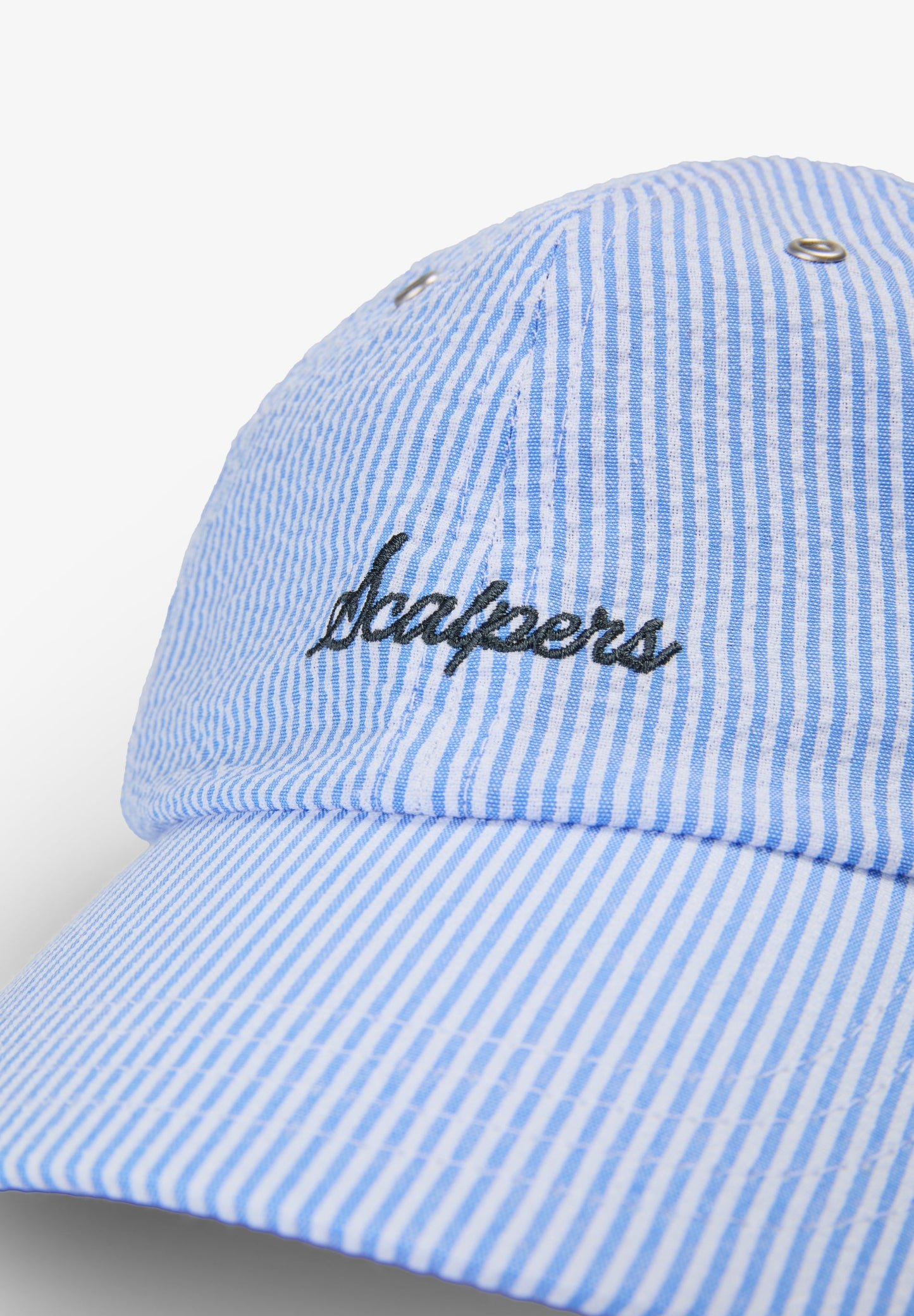 STRIPED CAP WITH EMBROIDERED DETAIL
