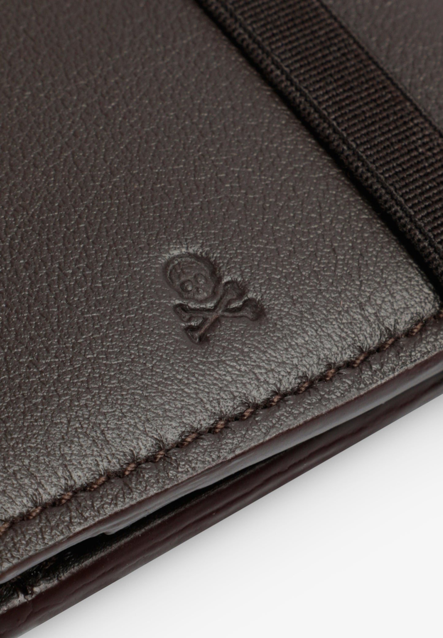 100% LEATHER WALLET WITH STRETCH DETAIL