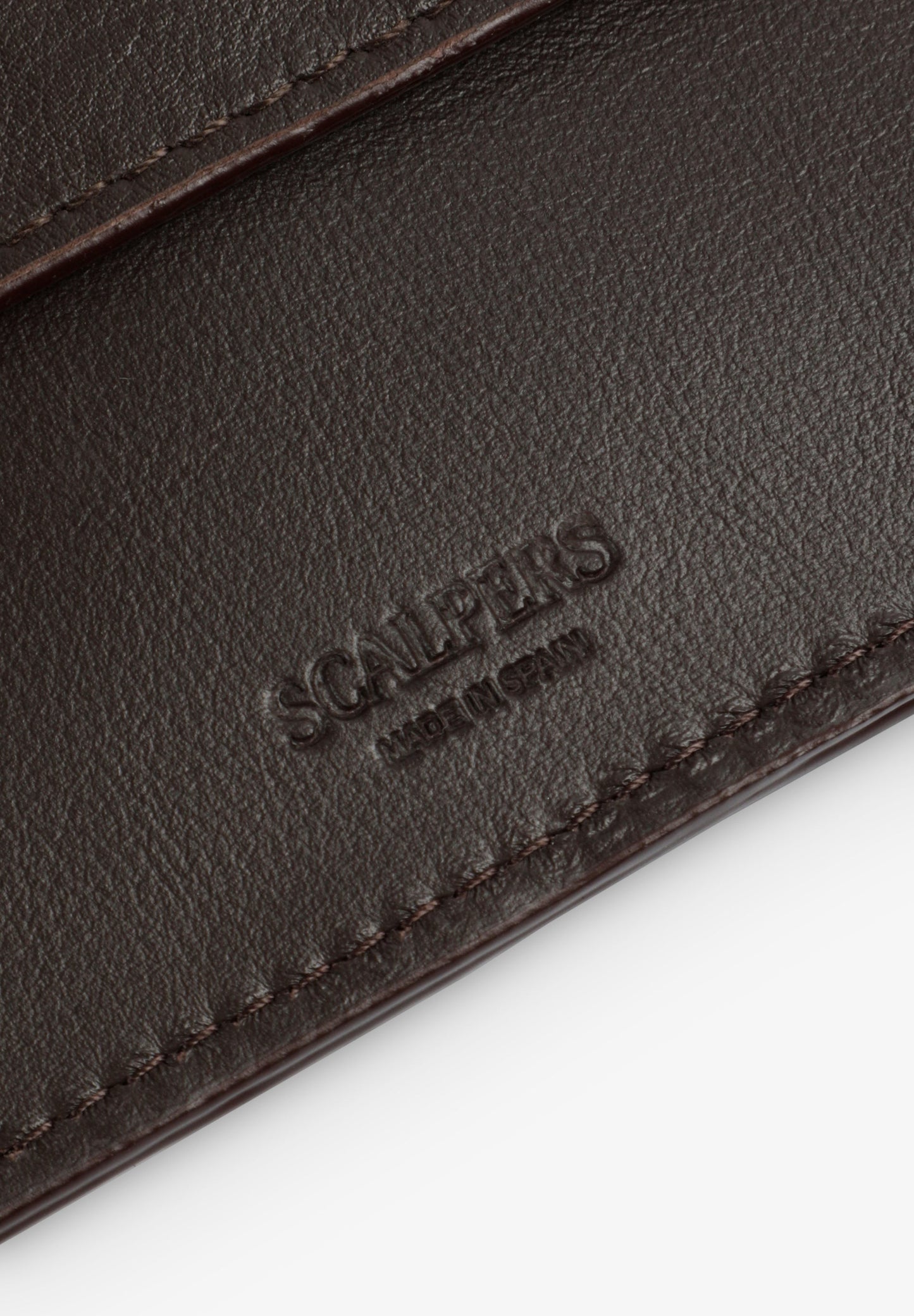 100% LEATHER WALLET WITH STRETCH DETAIL