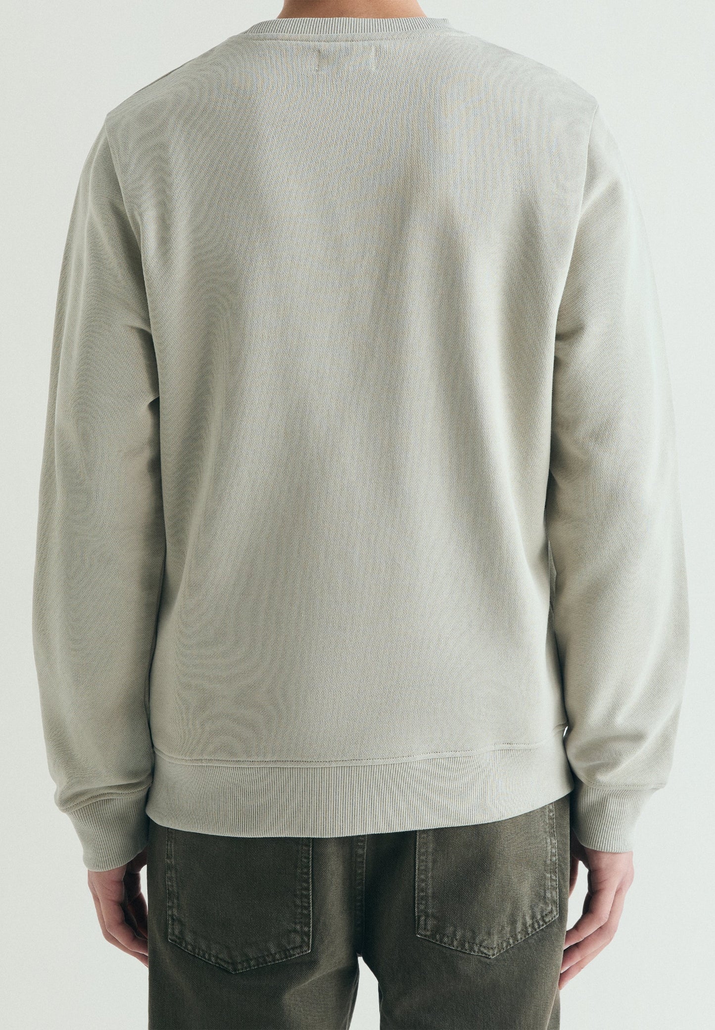 WASHED EMBROIDERED SWEATSHIRT