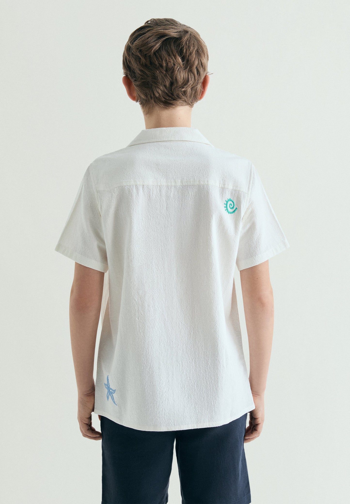 SHORT SLEEVE SHIRT WITH EMBROIDERY