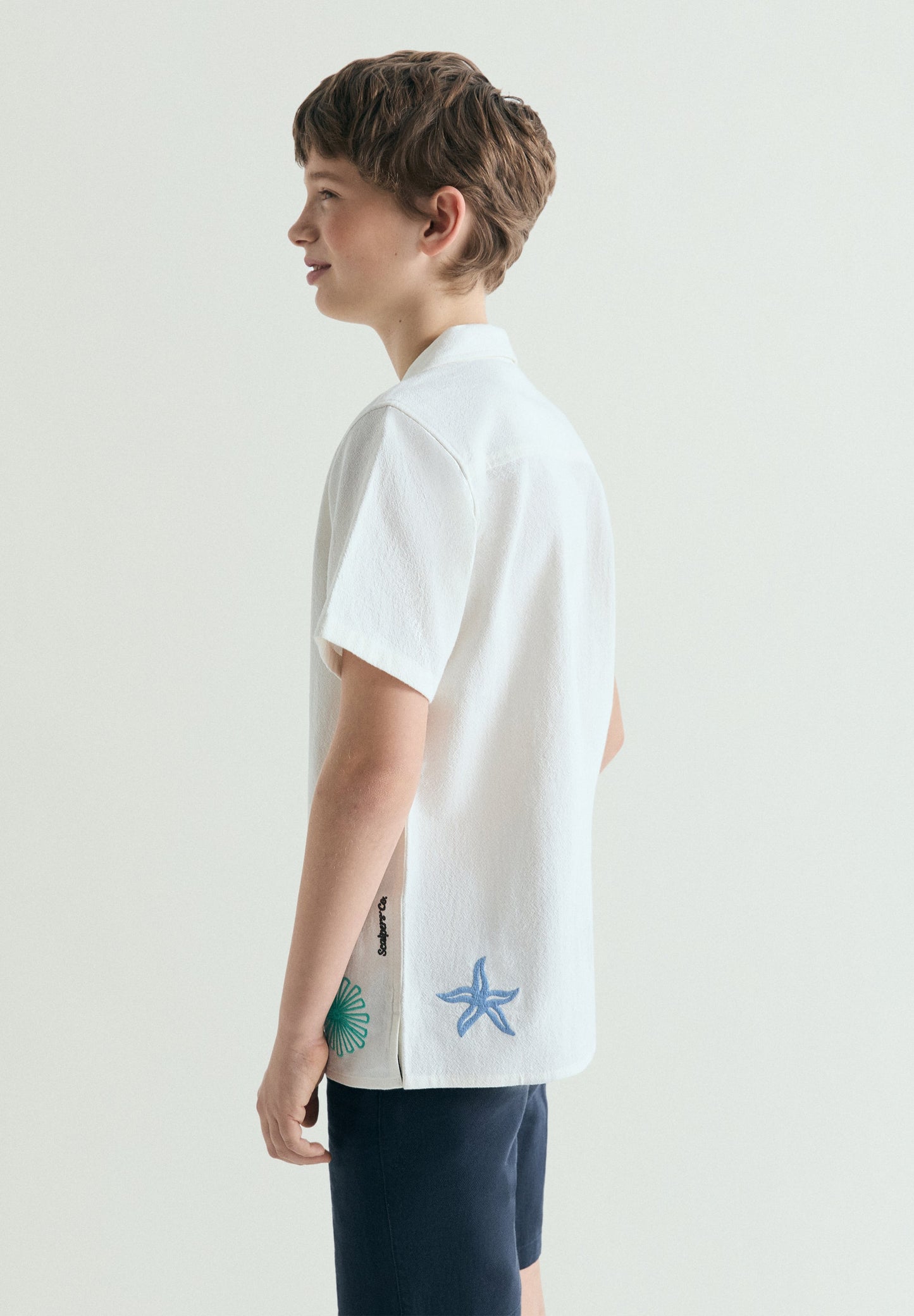 SHORT SLEEVE SHIRT WITH EMBROIDERY