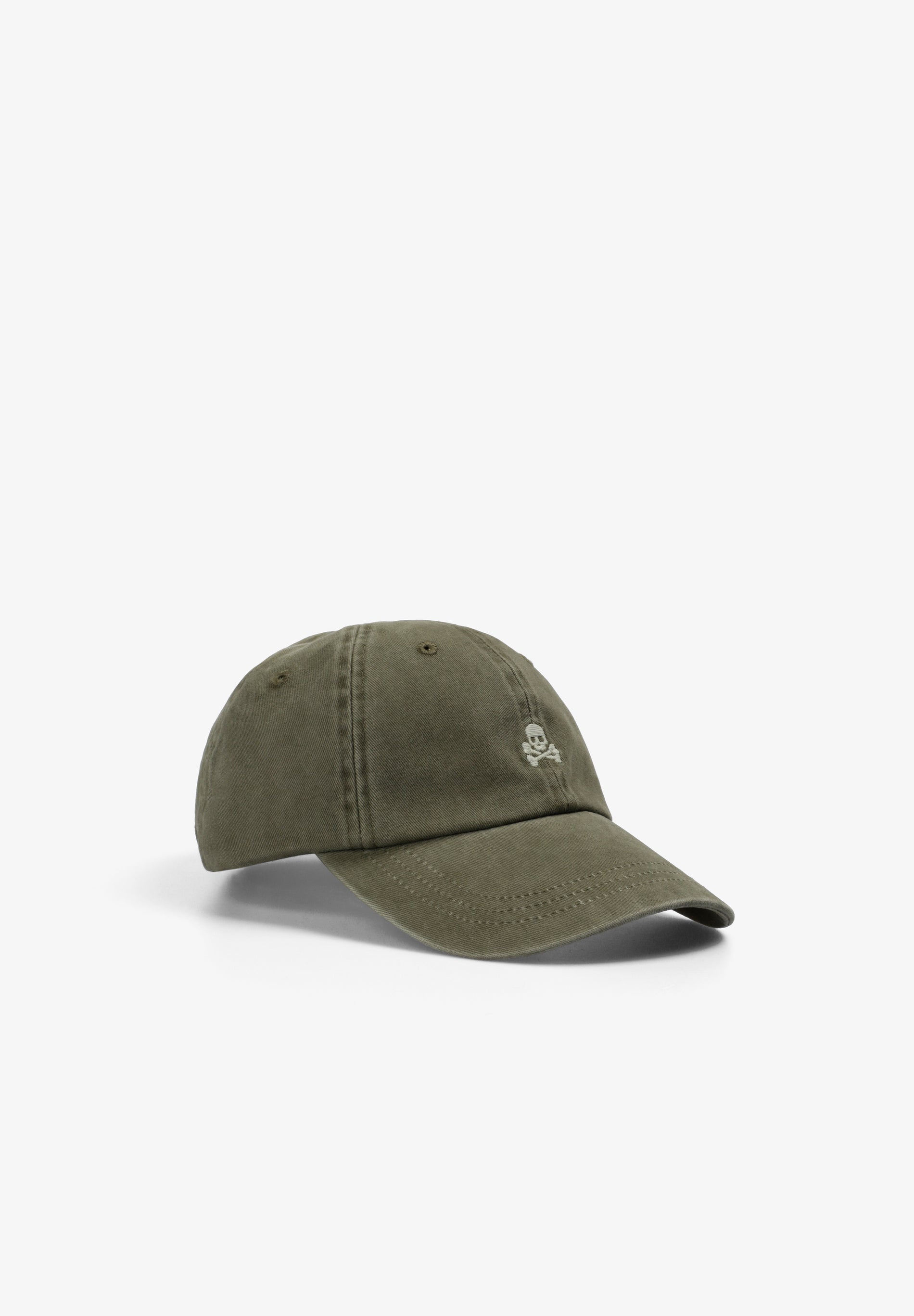 EMBROIDERED SKULL CAP