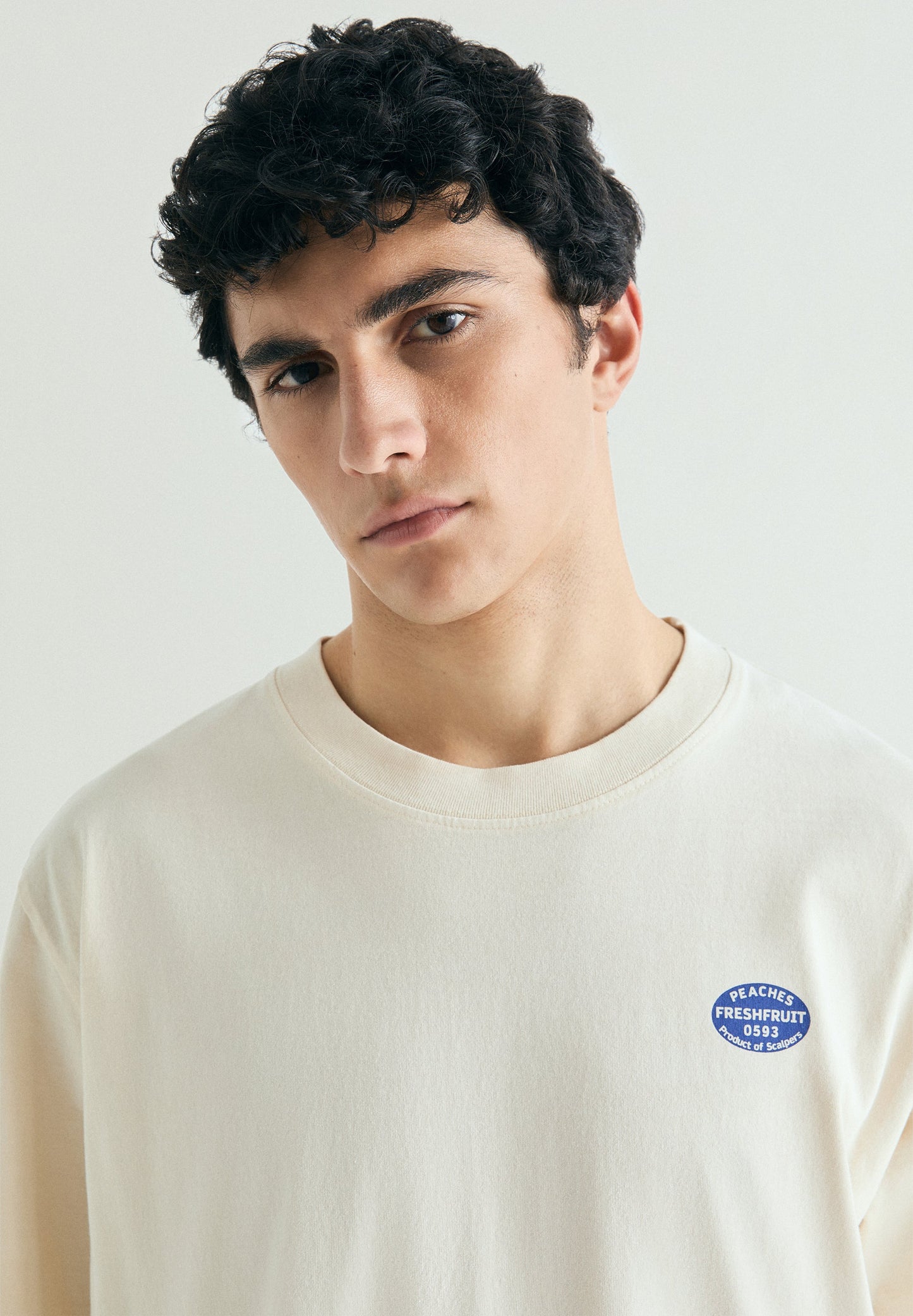 T-SHIRT WITH PRINT ON THE BACK