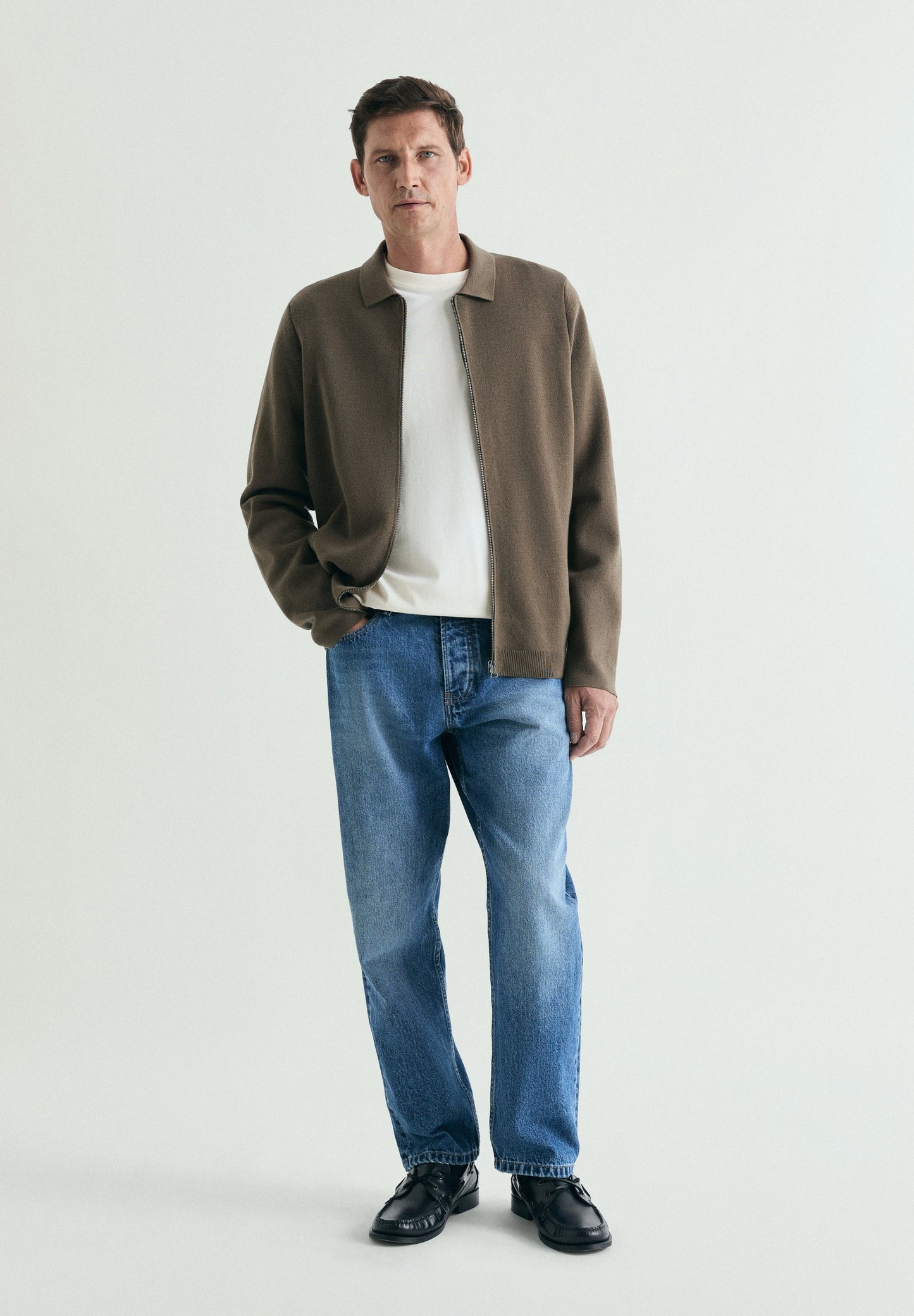 REGULAR FIT PRINTED T-SHIRT