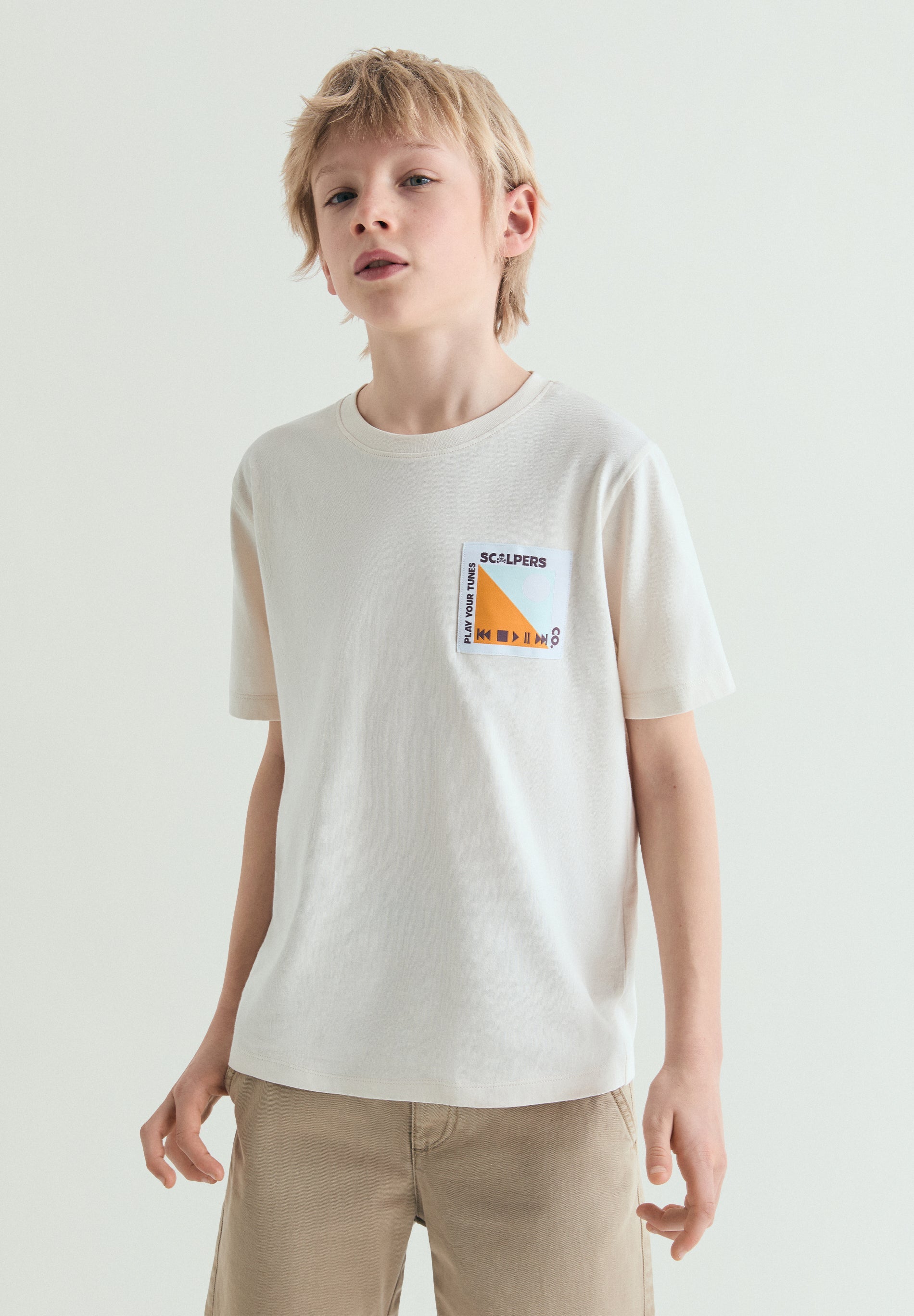 TUNE PRINT T-SHIRT