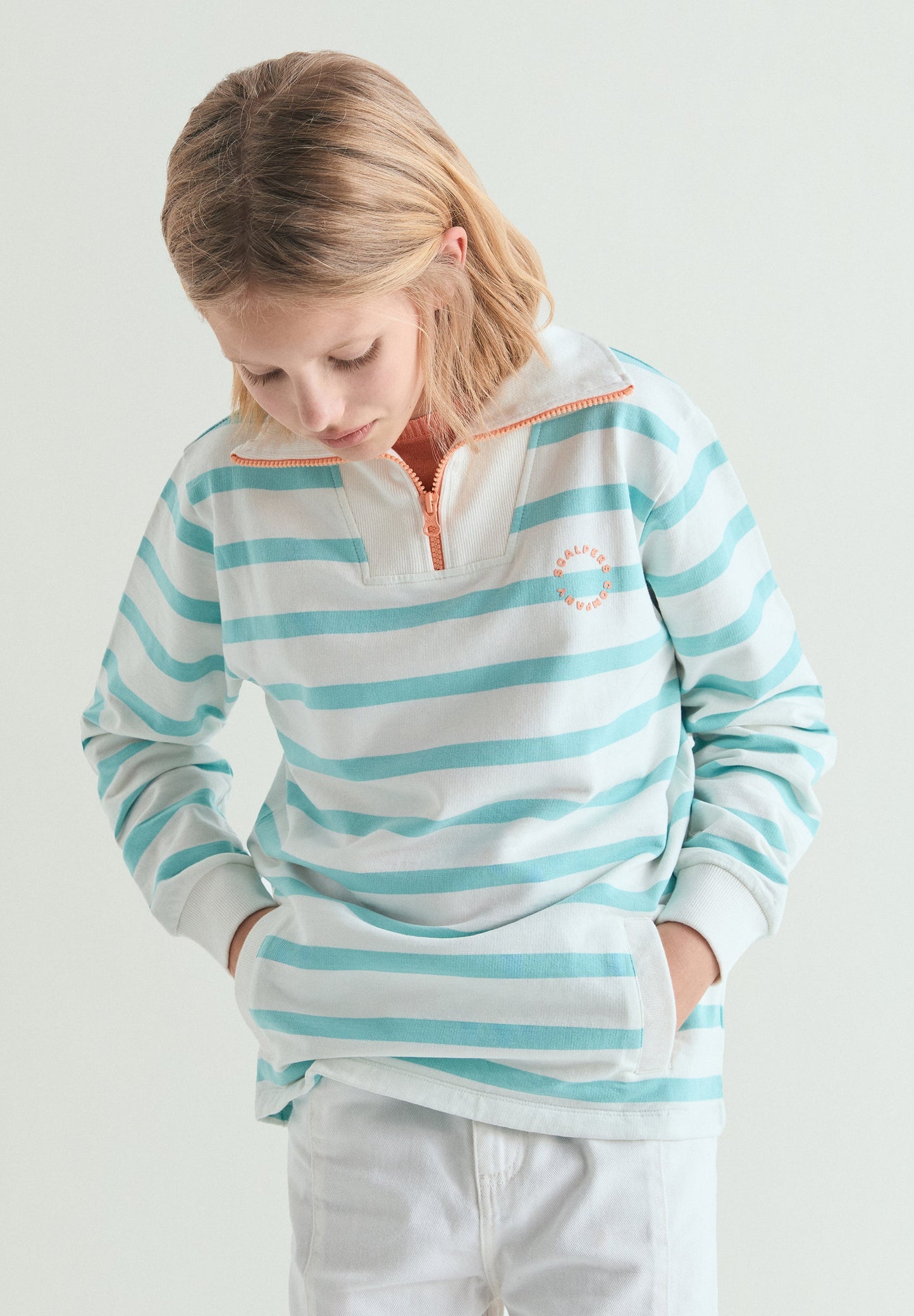 HIGH NECK STRIPED SWEATSHIRT