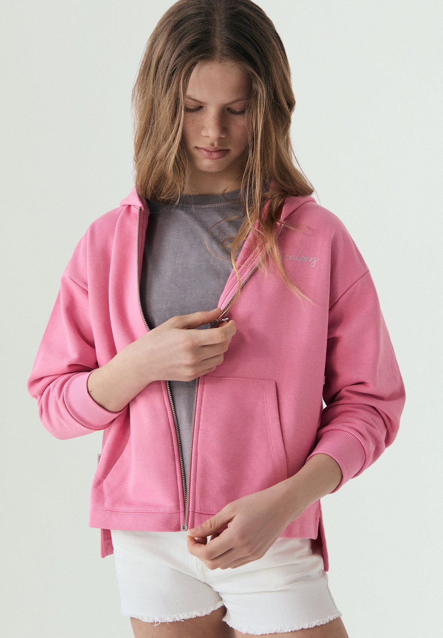 ZIPPED HOODIE
