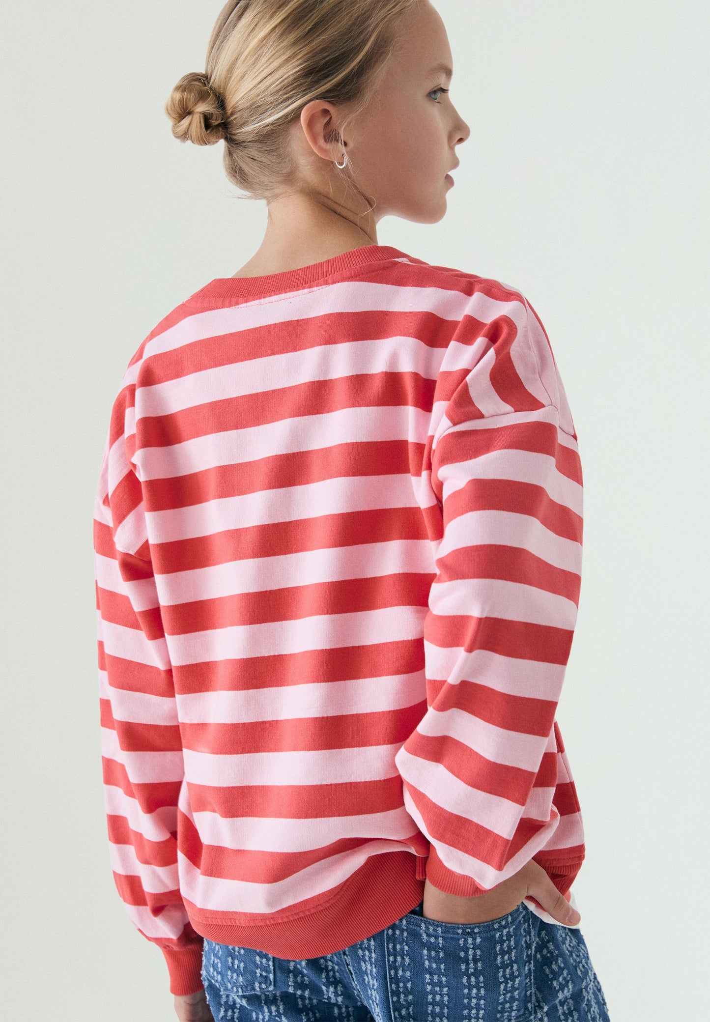 RELAXED STRIPED SWEATSHIRT
