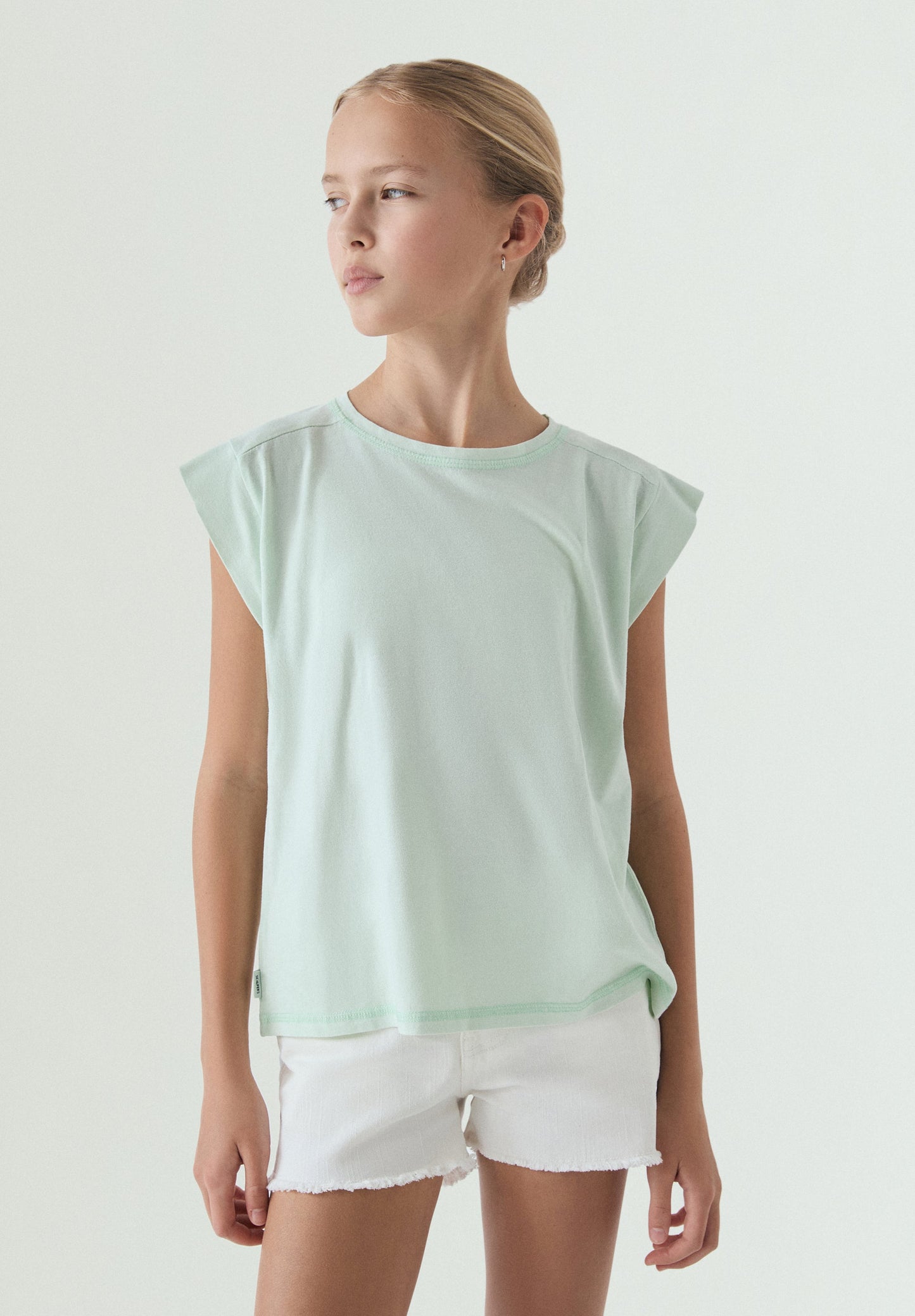 SKULL T-SHIRT WITH STUDS