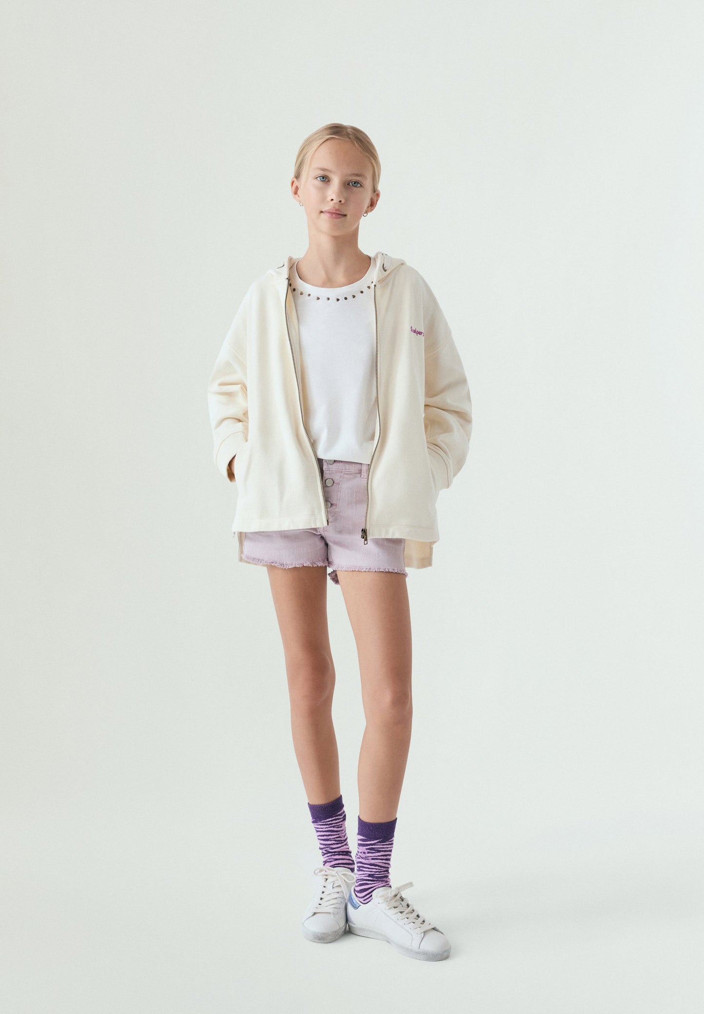 ZIPPED HOODIE