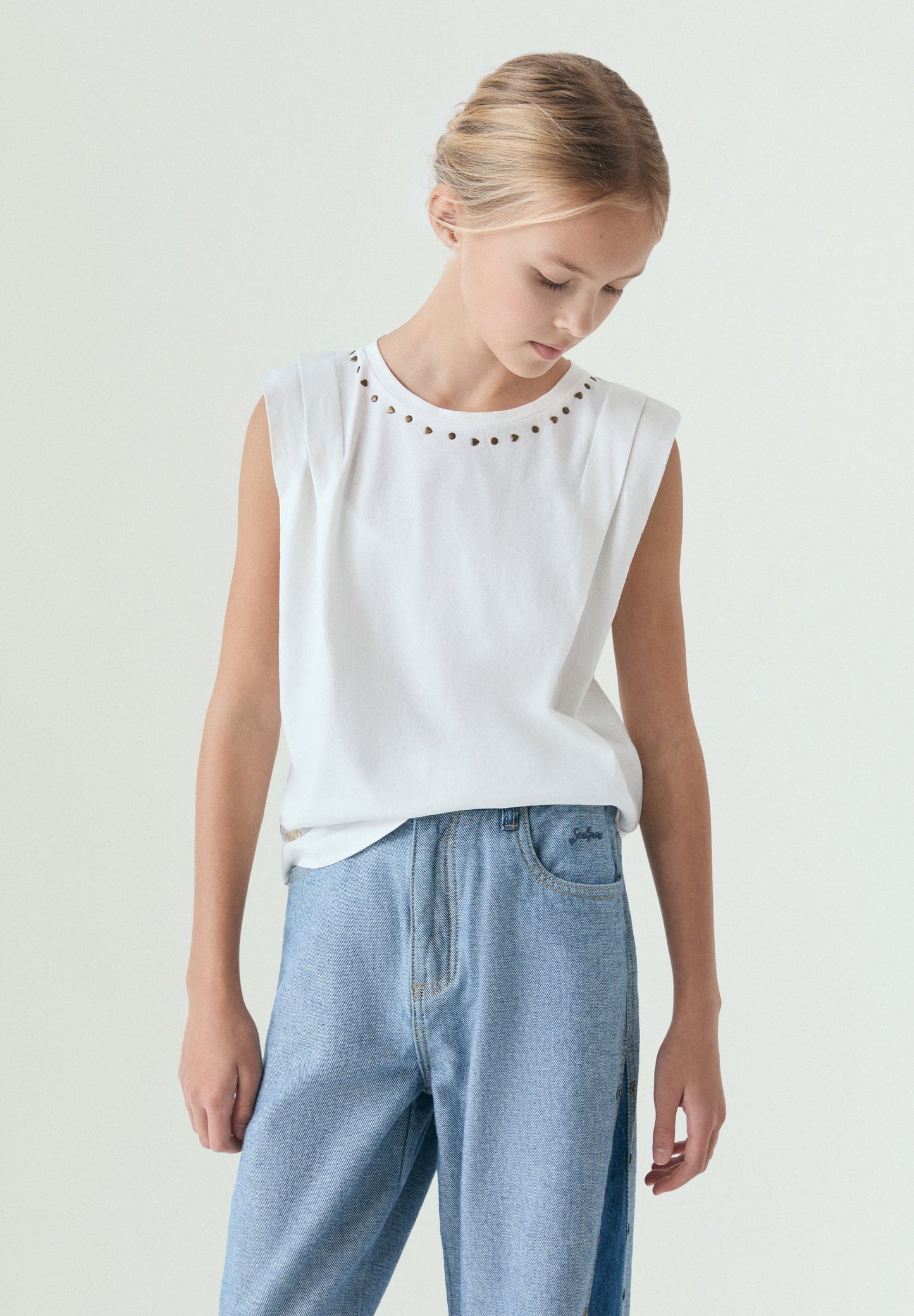 SLEEVELESS T-SHIRT WITH STUDS