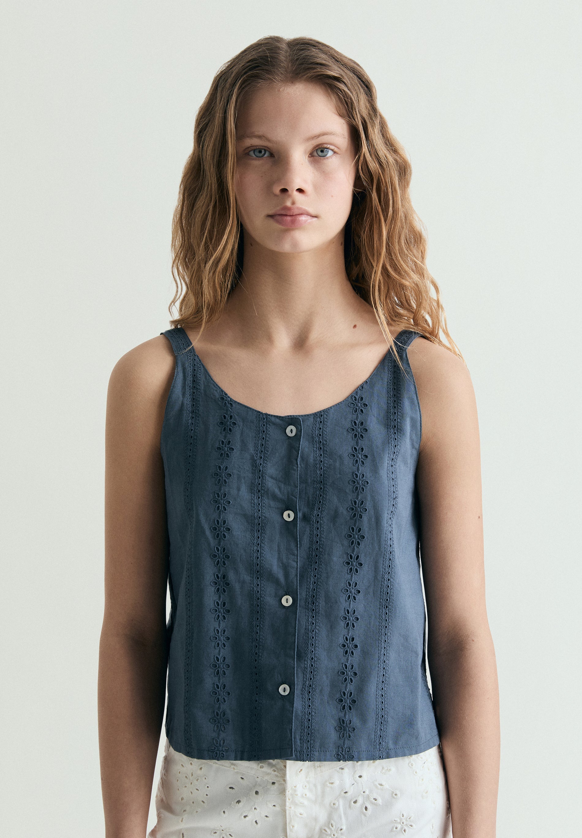 COTTON TOP WITH EMBROIDERY
