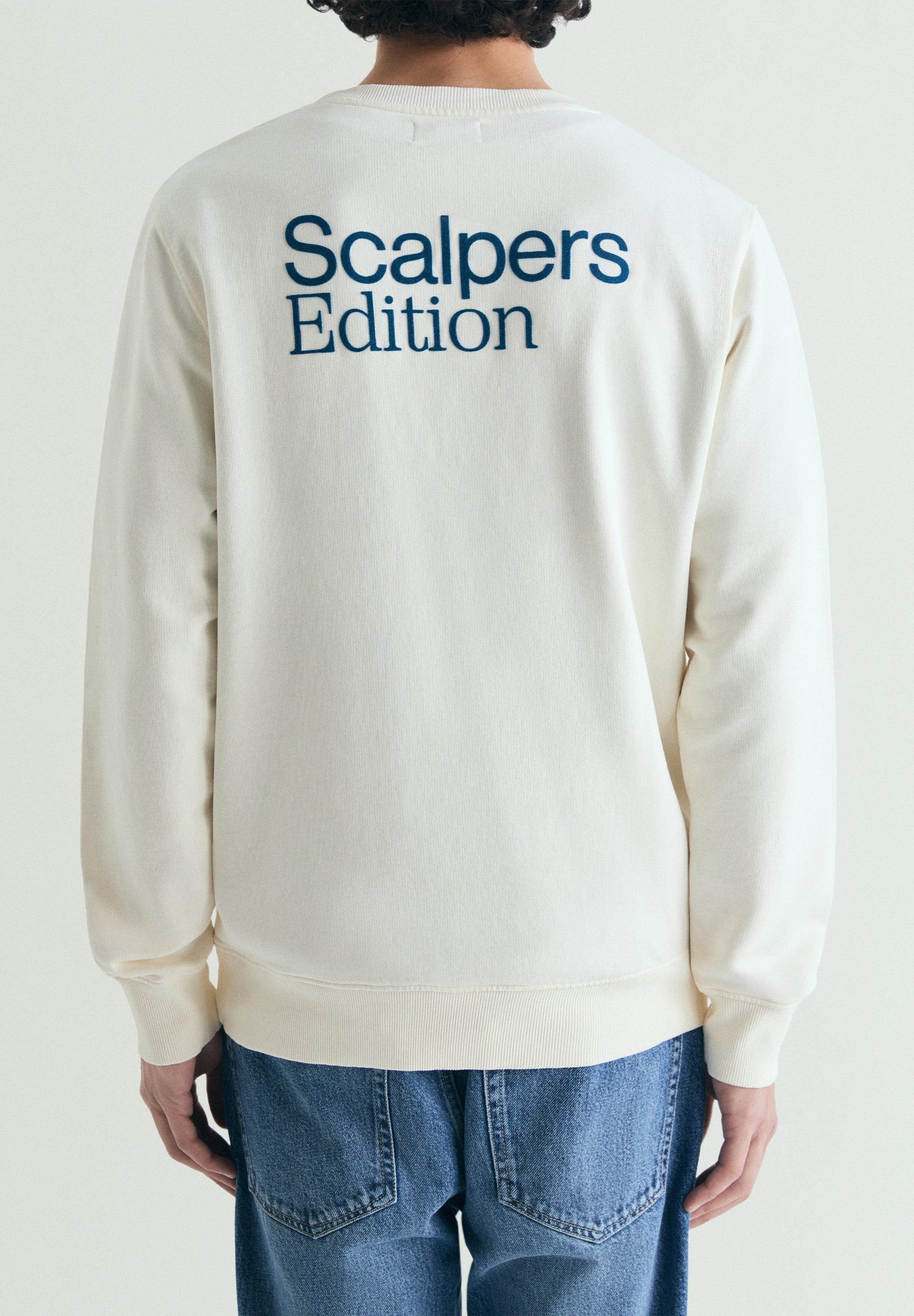 BASIC SWEATSHIRT WITH BACK PRINT