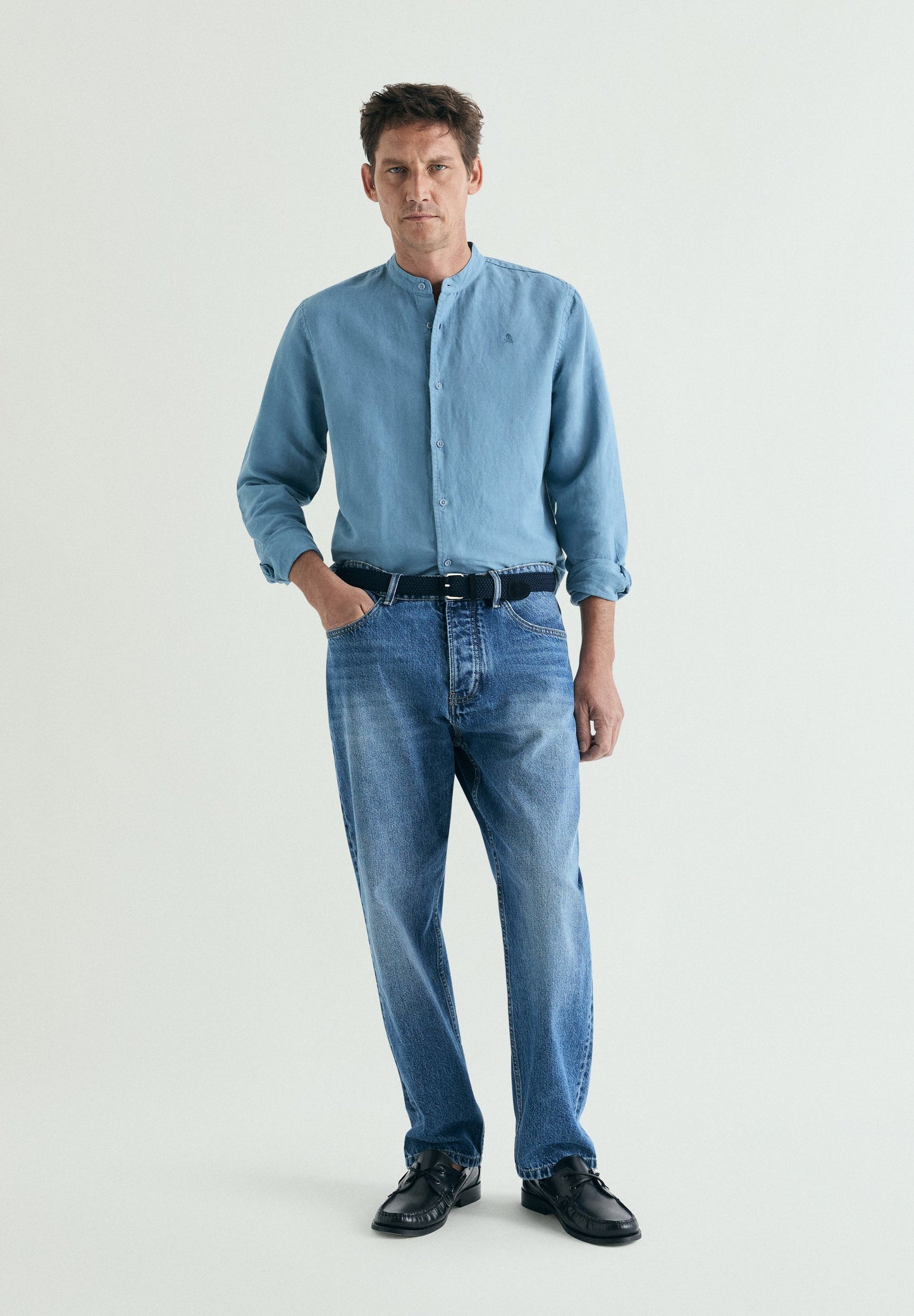 LINEN SHIRT WITH STAND-UP COLLAR