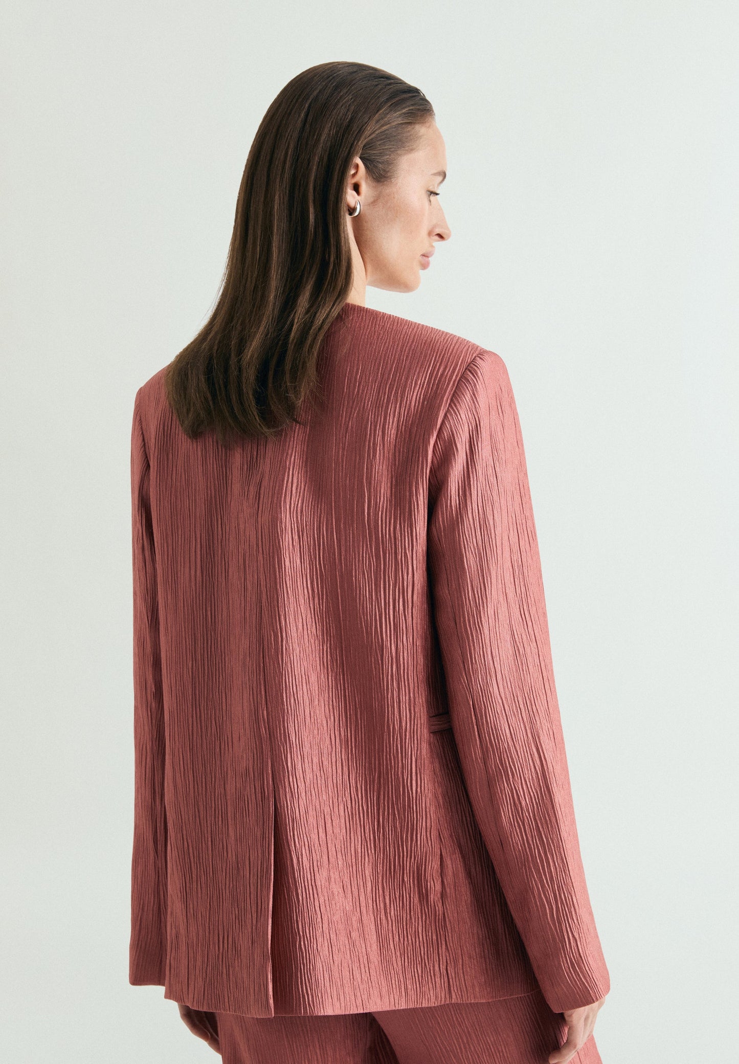 STRAIGHT TEXTURED BLAZER