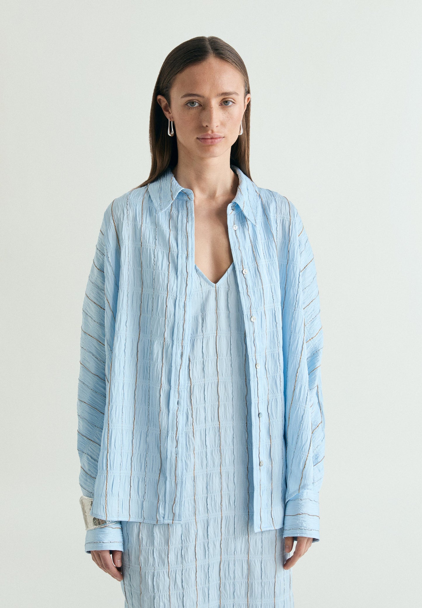 TEXTURED STRIPED SHIRT