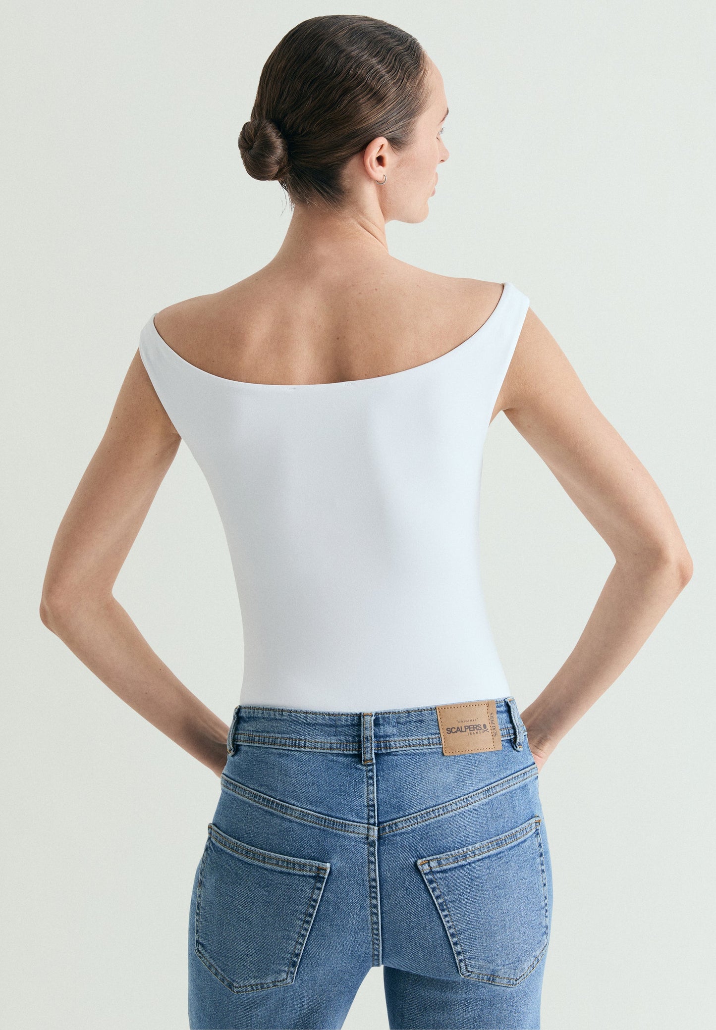 OFF THE SHOULDER BODYSUIT