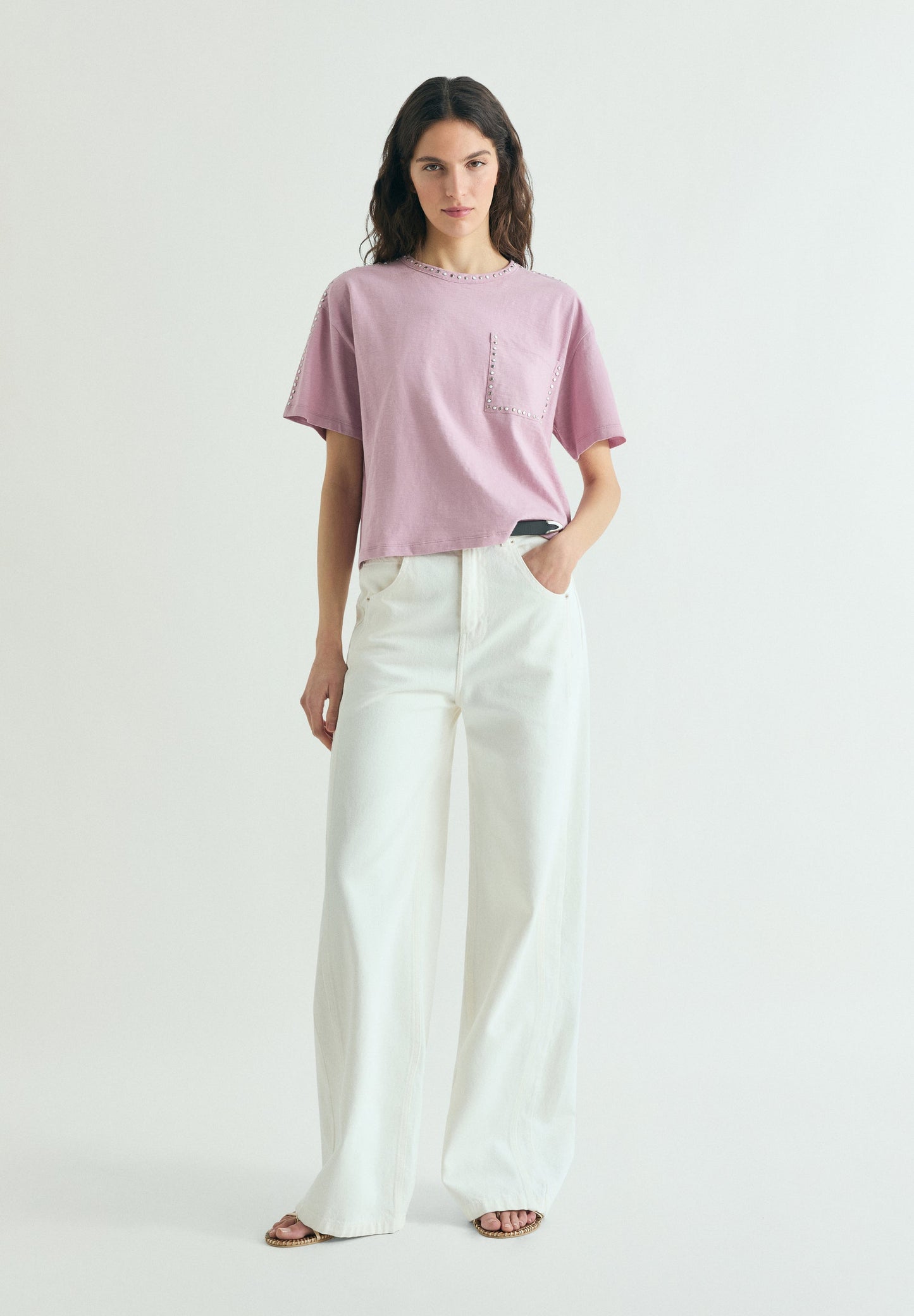 STUDDED T-SHIRT WITH POCKET