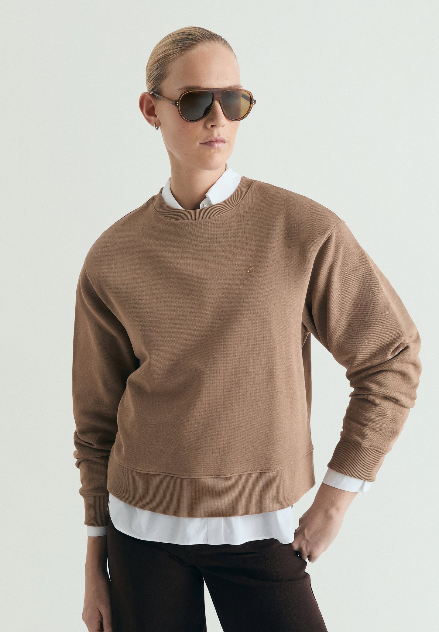 BASIC SKULL SWEATSHIRT