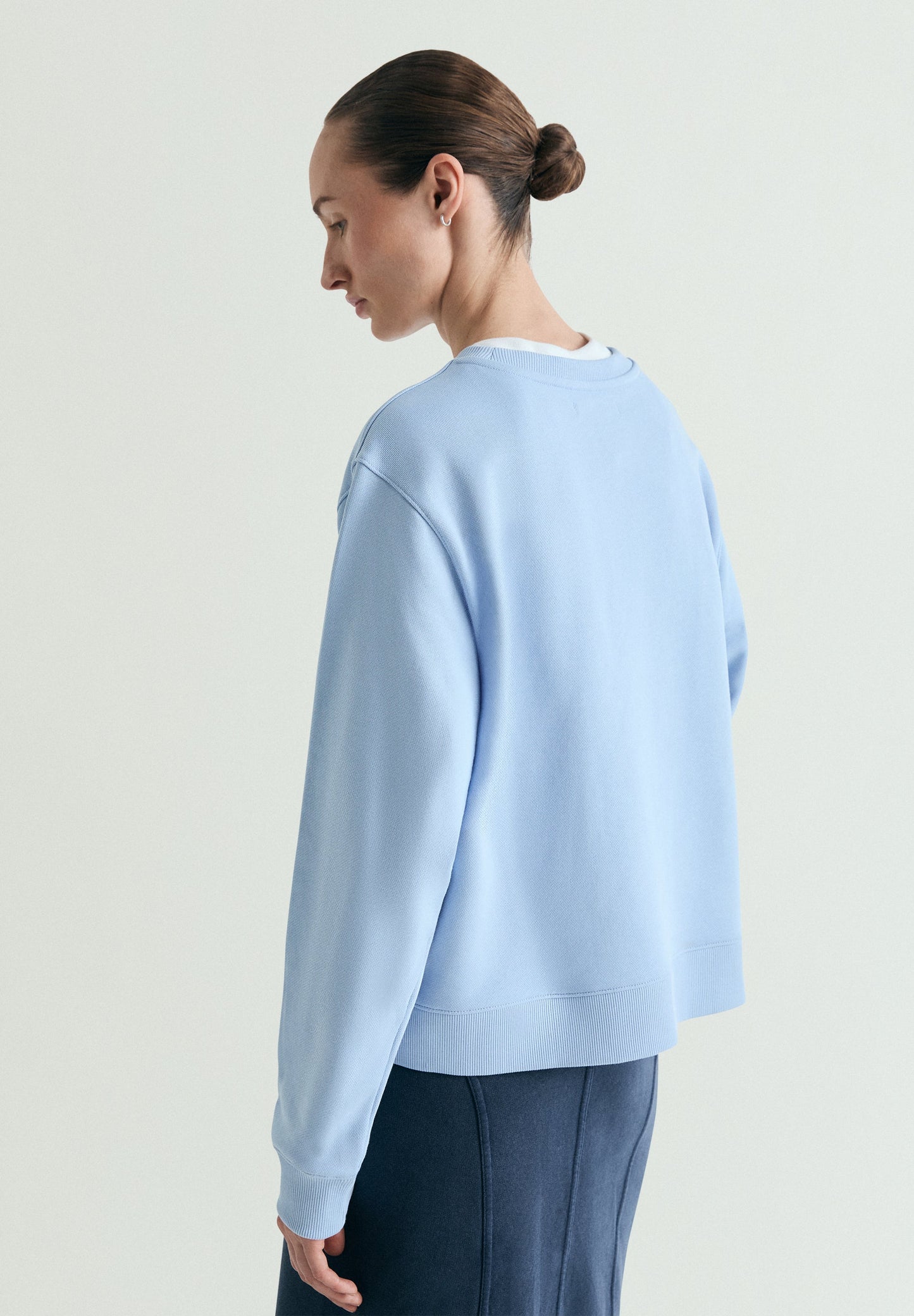BASIC SKULL SWEATSHIRT