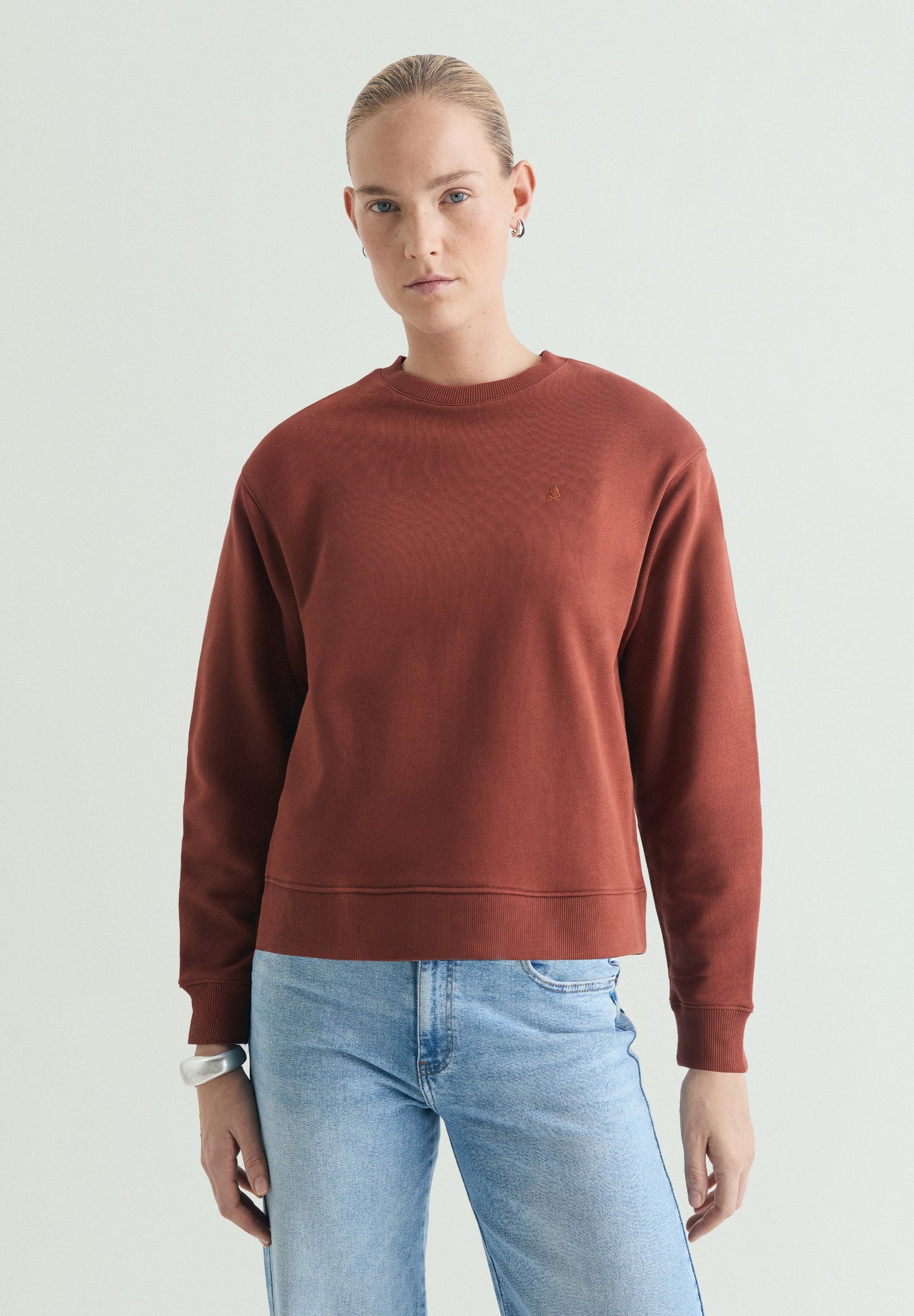 BASIC SKULL SWEATSHIRT