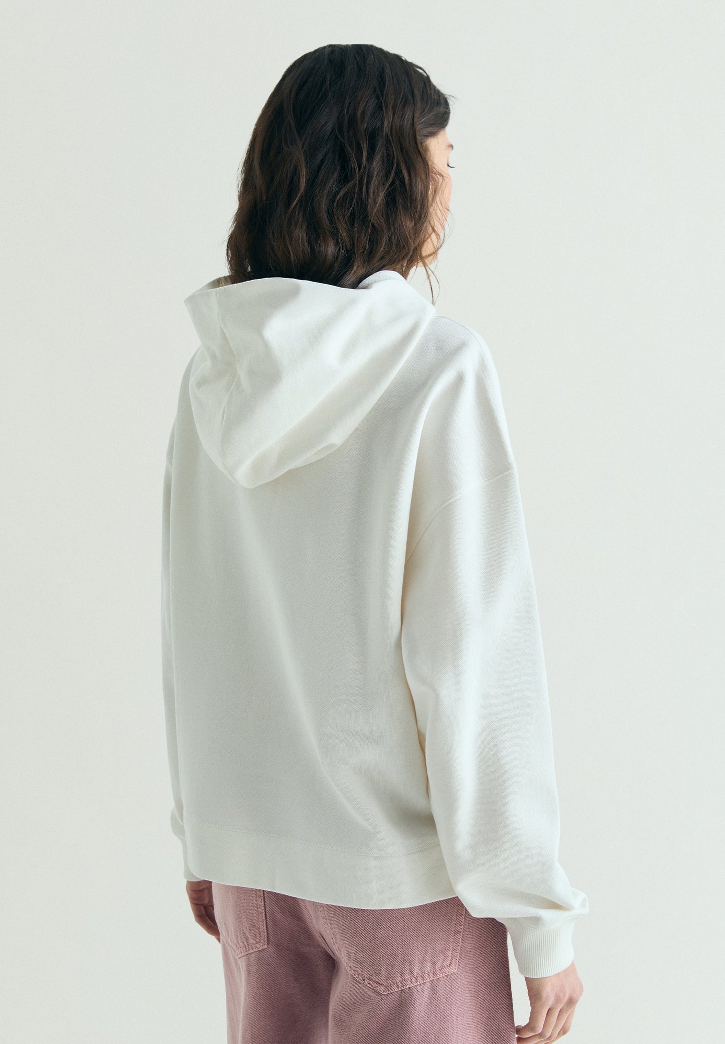 BASIC HOODIE