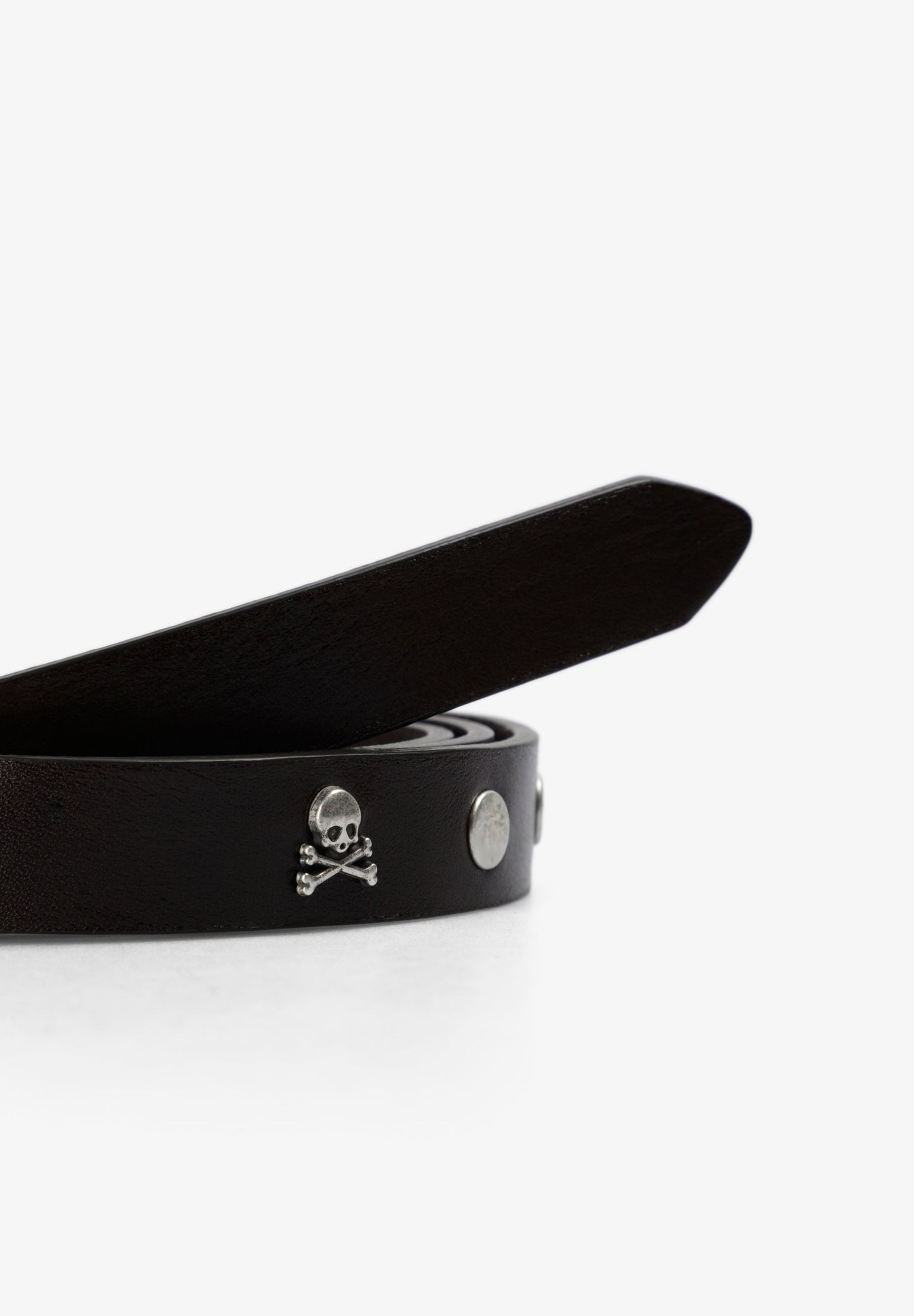 SKULL STUDS BELT