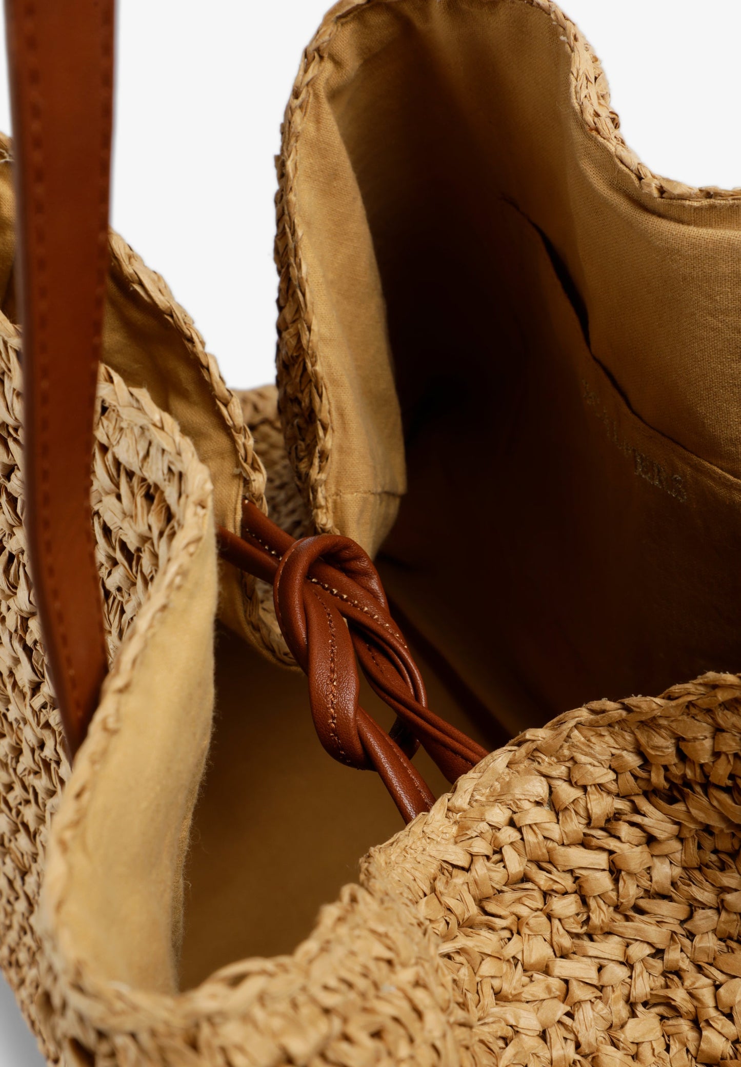 BRAIDED TOTE BAG