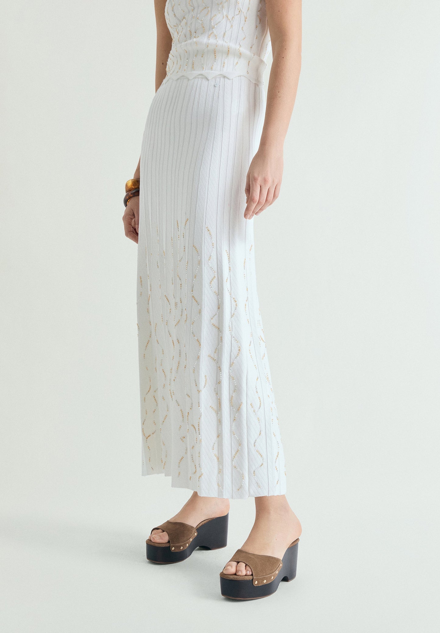 MIDI KNIT SKIRT WITH BEADS