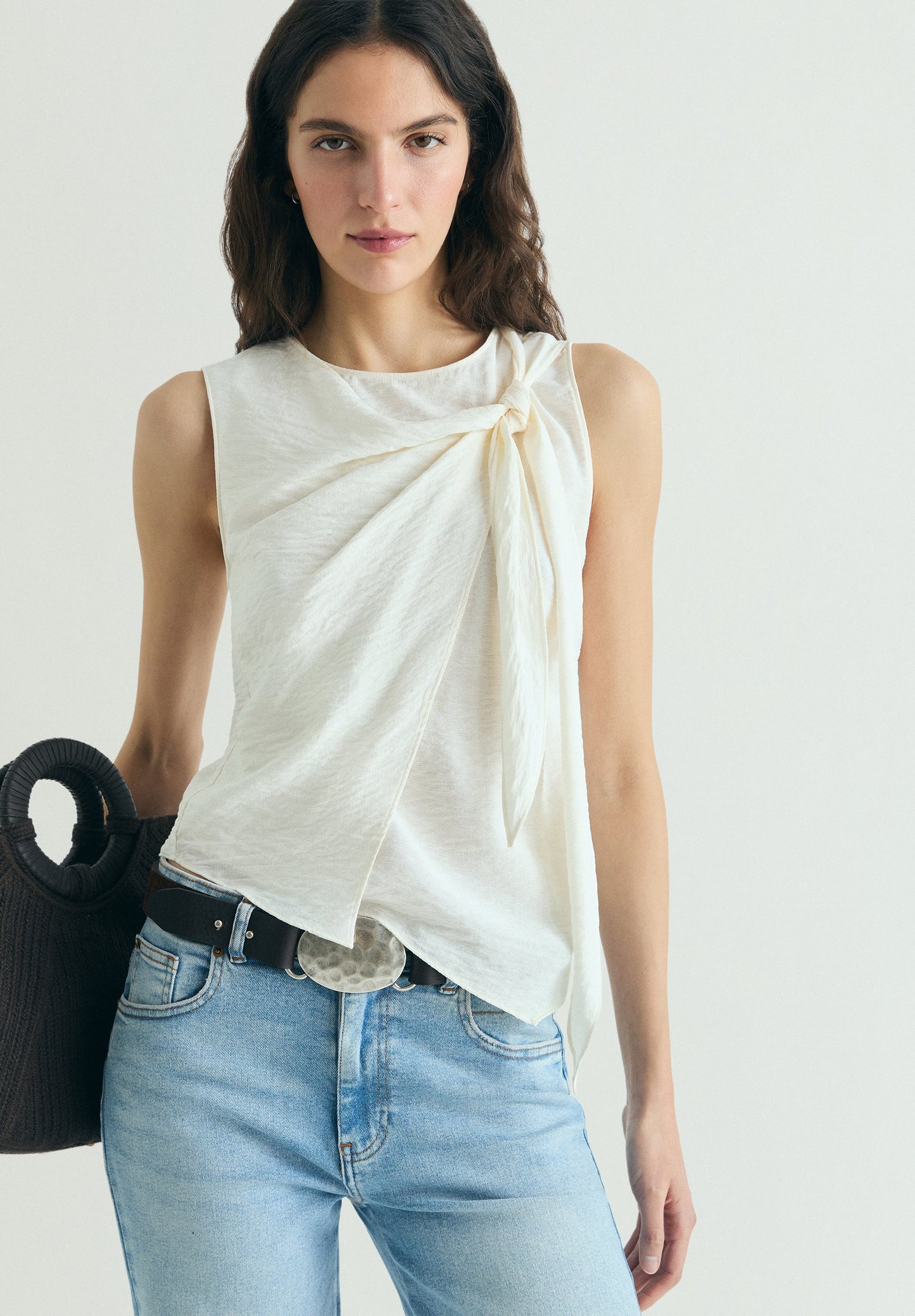 ASYMMETRIC KNOT TOP