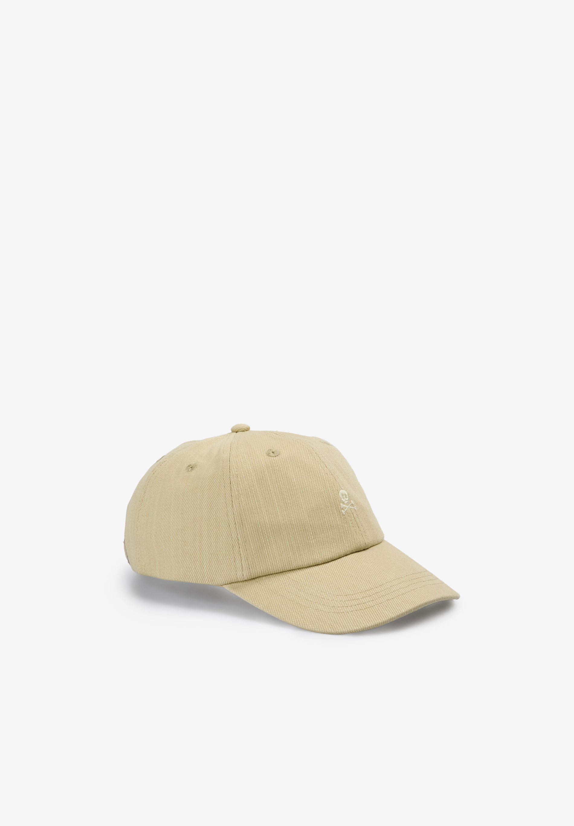 MATCHING CAP WITH SKULL