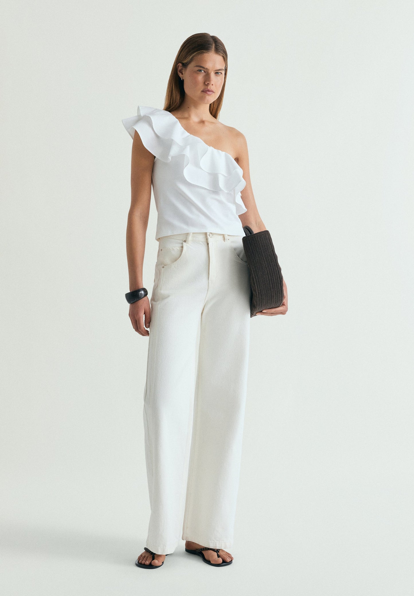 ASYMMETRIC RUFFLE T-SHIRT