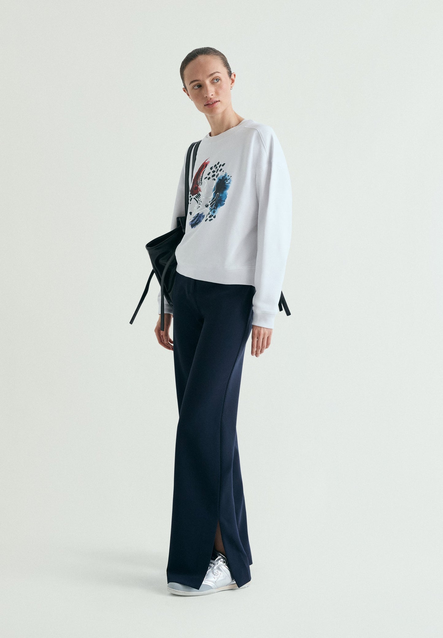 PRINTED SKULL SWEATSHIRT