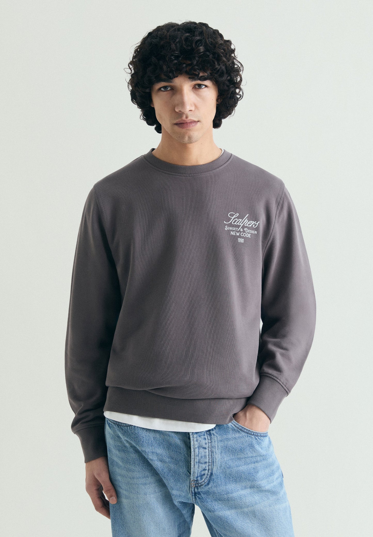 FADED PRINT SWEATSHIRT